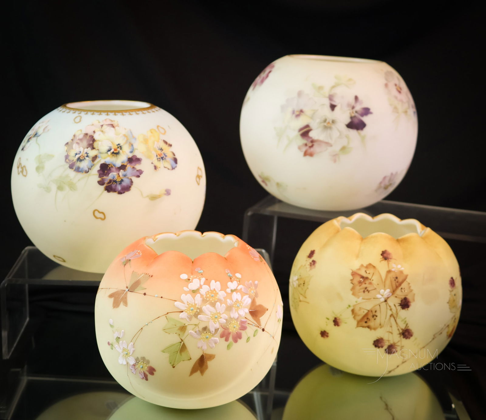 4 pc Lot Mt. Washington Art Glass Decorated Rose Bowls (1 of 7)