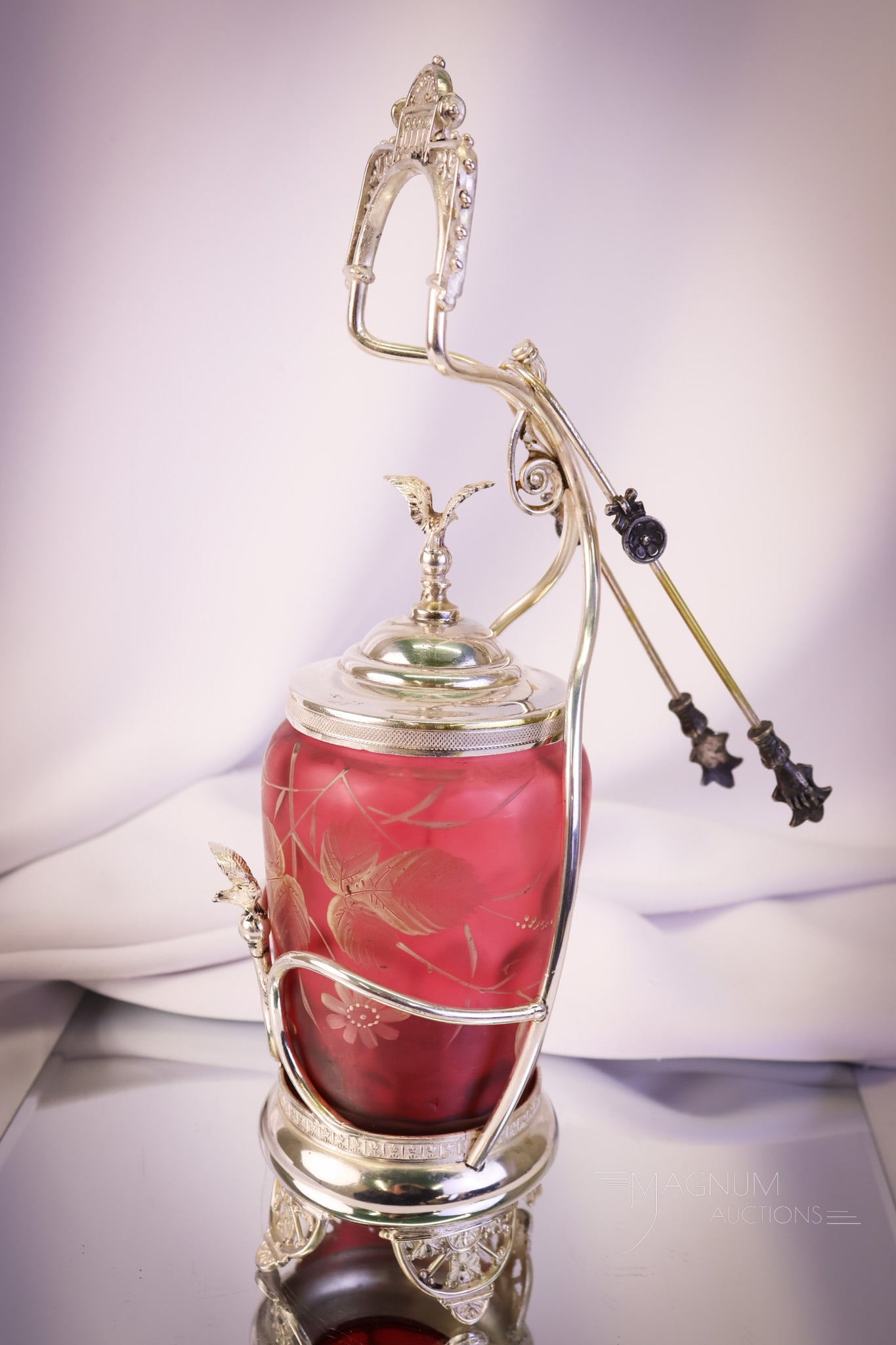 Barbour Silverplate Victorian Cranberry "Birds in Flight" Pickle Castor (1 of 11)