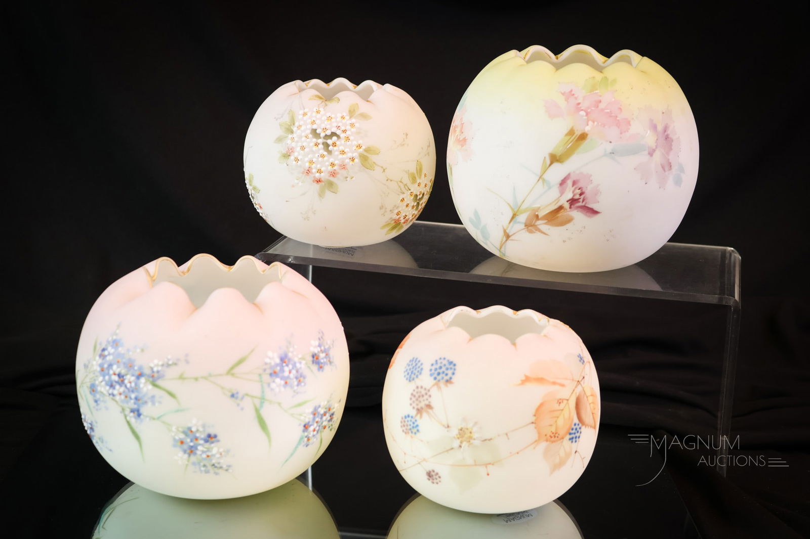 4 pc Lot Mt. Washington Crown Milano Victorian Glass Rose Bowls (1 of 7)