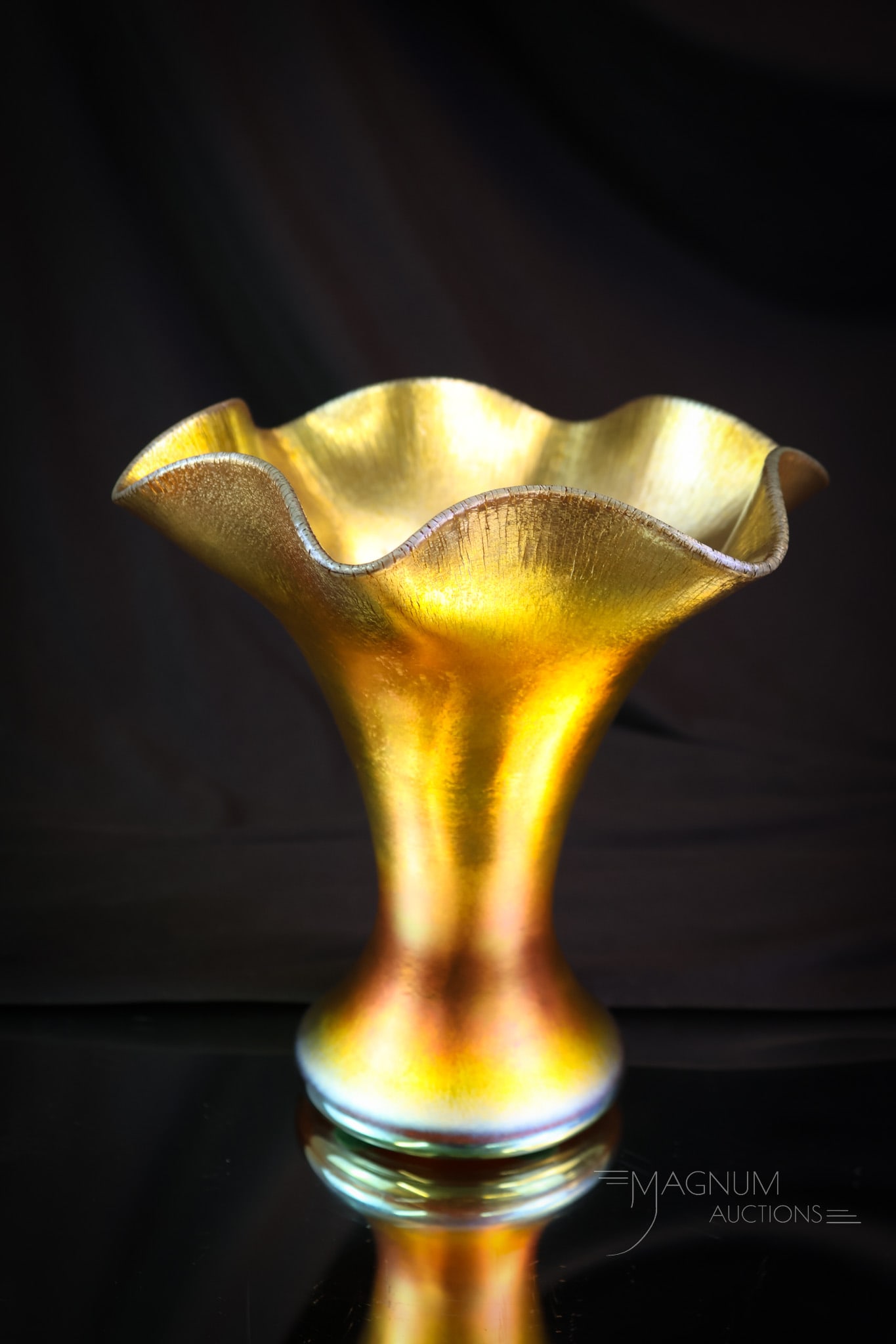 Steuben Gold Aurene #723 Art Glass Vase (1 of 7)