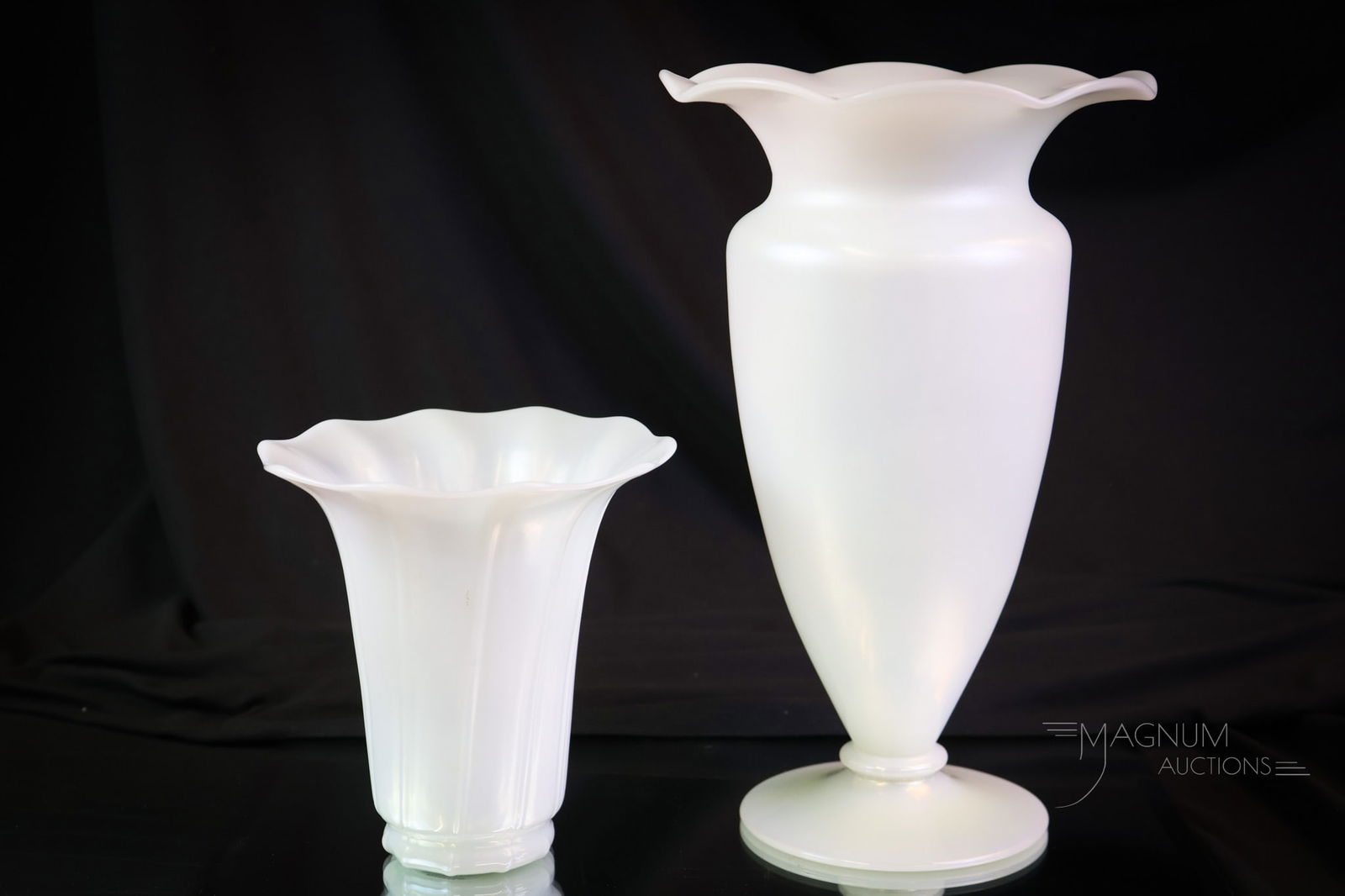 2 pc Lot Steuben Ivrene Art Glass Vases (1 of 11)