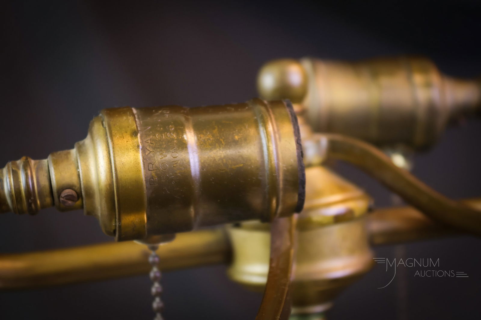 Pairpoint Magenta Reverse Painted Table Lamp - 9