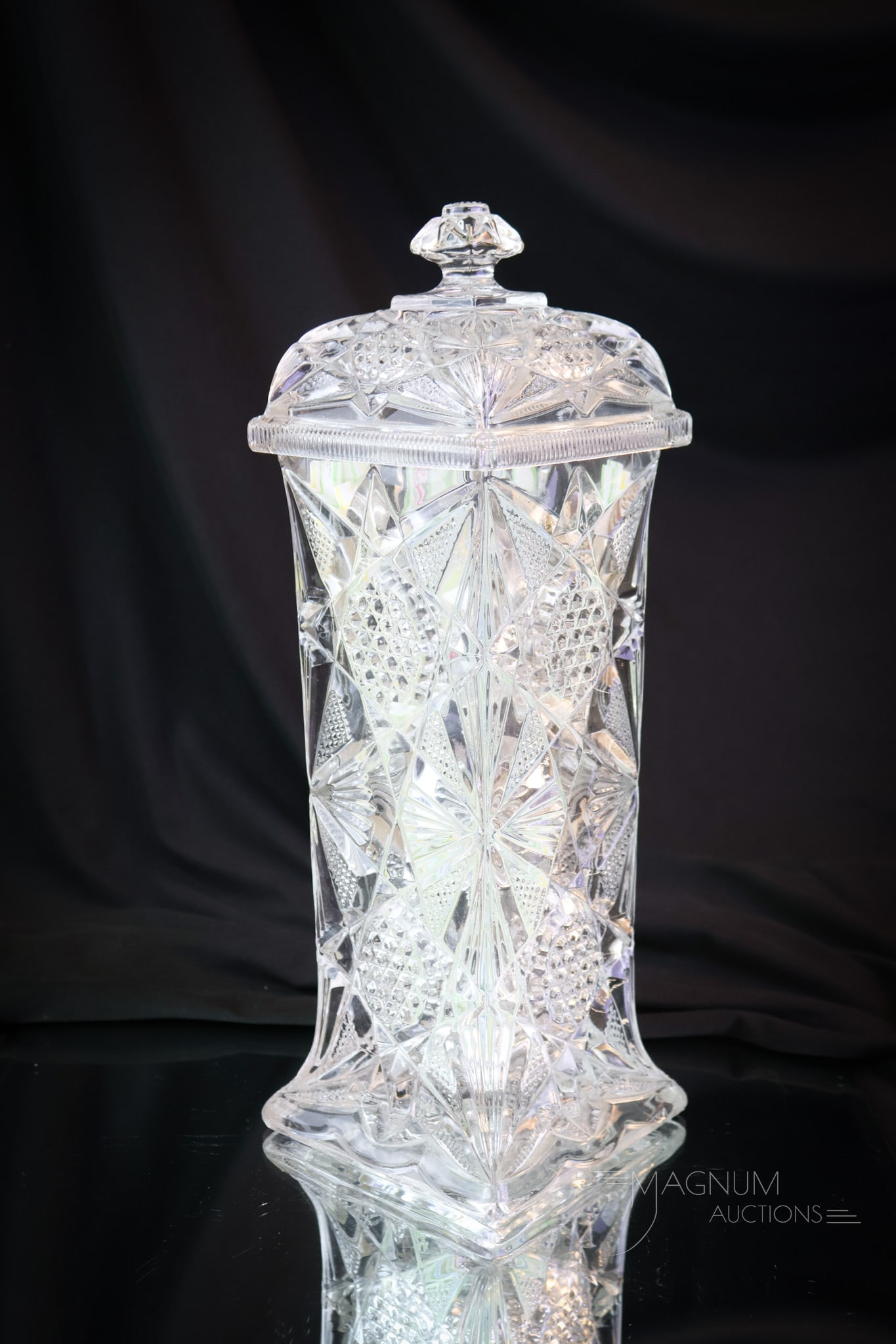 U.S. Glass Victorian Illinois Straw Jar (1 of 8)