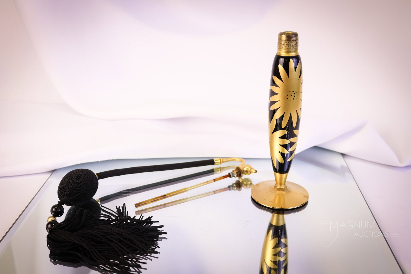 Devilbiss Perfume Atomizer Gilt decorated Black Glass - 6