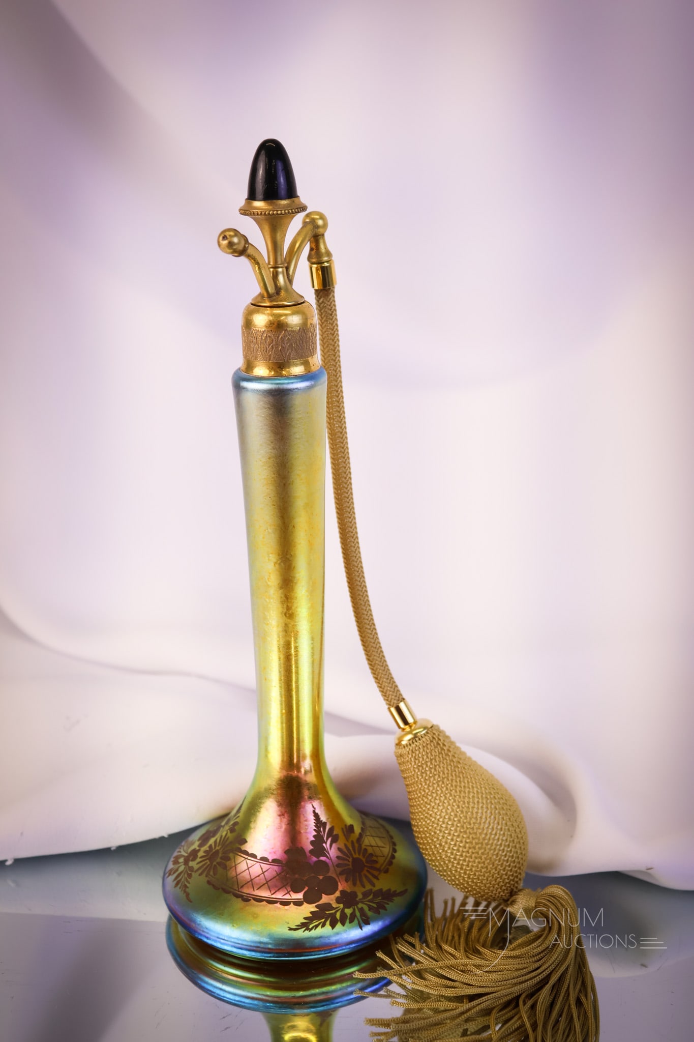 Devilbiss Steuben Gold Aurene Intagilo Cut Perfume Atomizer - 6