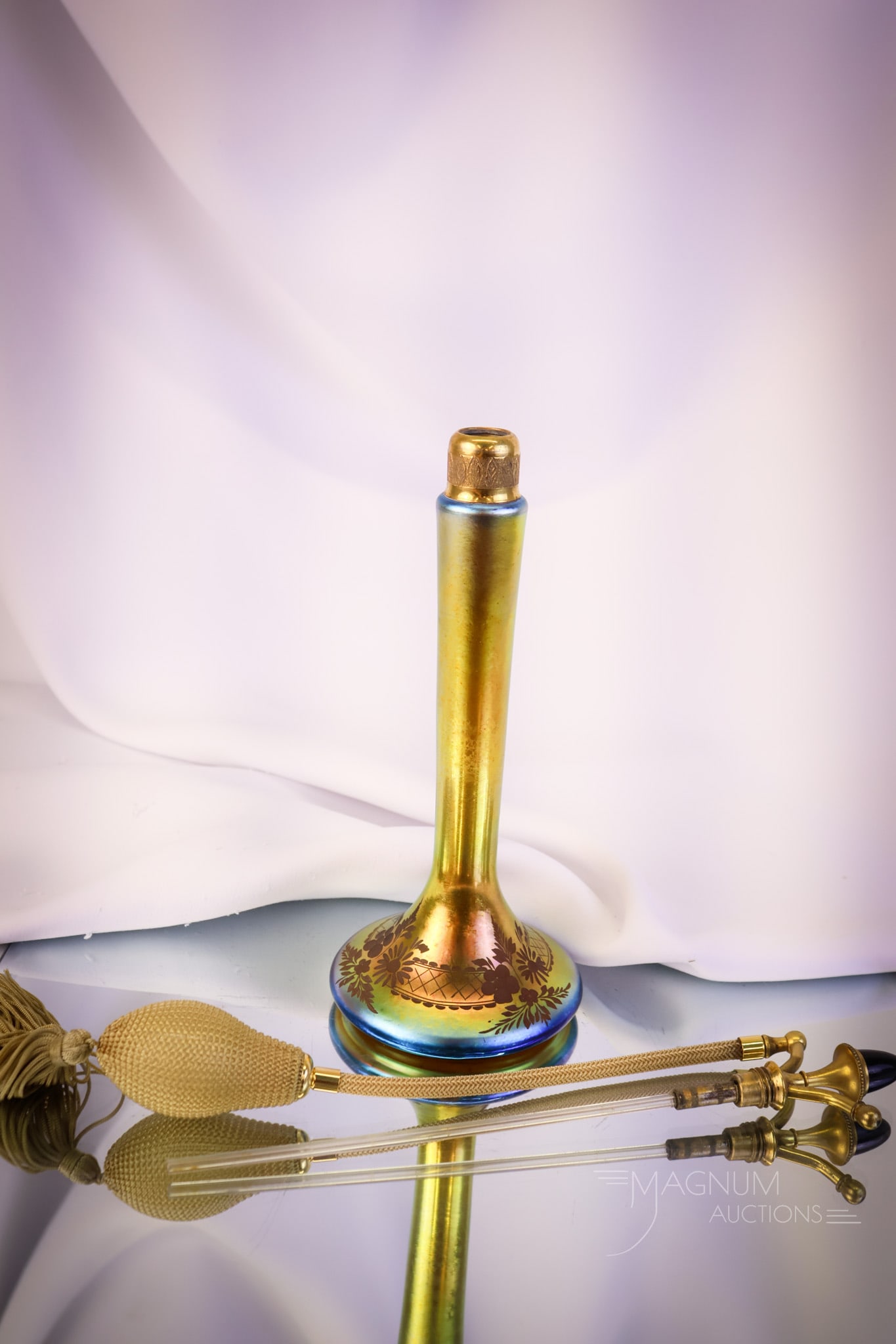 Devilbiss Steuben Gold Aurene Intagilo Cut Perfume Atomizer - 7