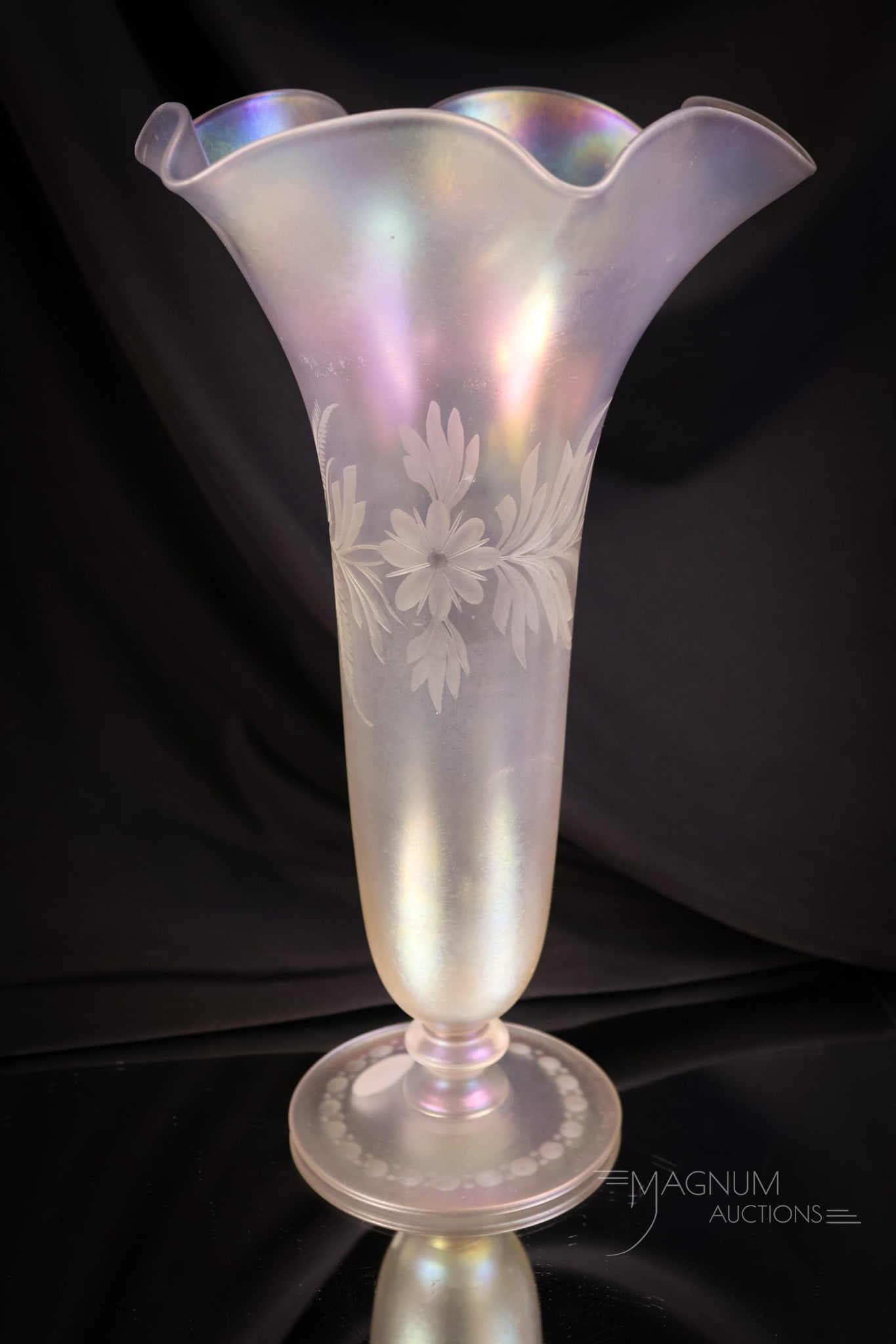 Steuben Verre De Soie Vase with Cutting: An impressive piece of Steuben Verre De Soie. This vase measures 11 1/2" tall and 6 3/4" wide. The vase has a graceful form and features a cut pattern to the body. SHIPPING NOTICE: If you choose not t