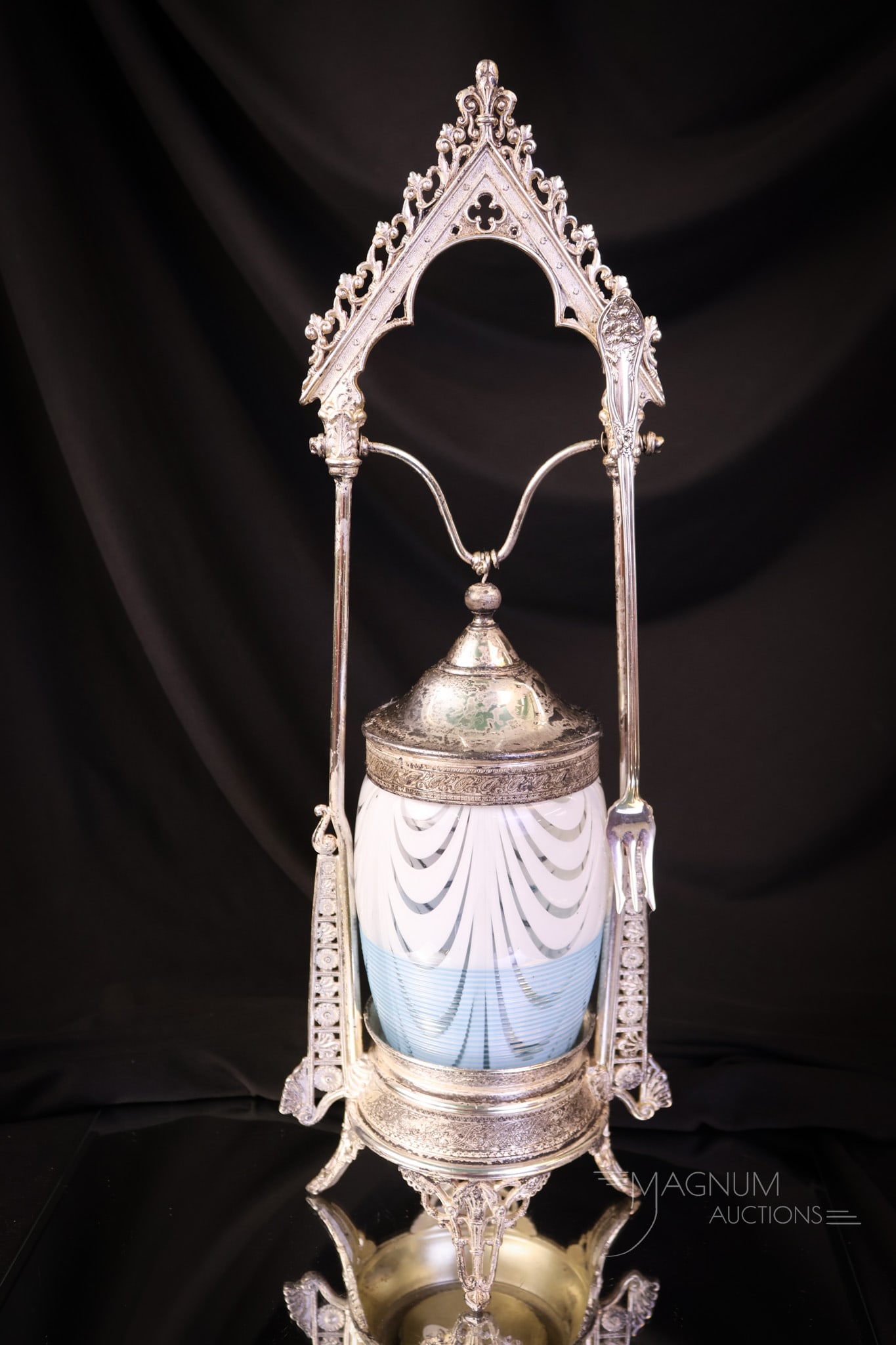 Reed & Barton Hobbs Victorian Silverplate Art Glass Mechanical Pickle Castor (1 of 10)