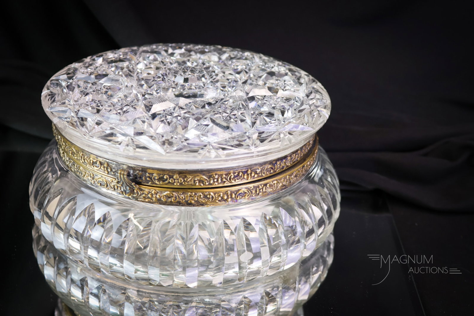 Victorian C.F. Monroe Wave Crest 7 1/2" Round Dresser Jewelry Box: A wonderful C.F. Monroe Wave Crest cut glass dresser jewelry box. This beautiful piece sparkles in the light. It features a Hobstar & Notches pattern. The box measures 3 1/4" tall and 7 1/2" in diamet