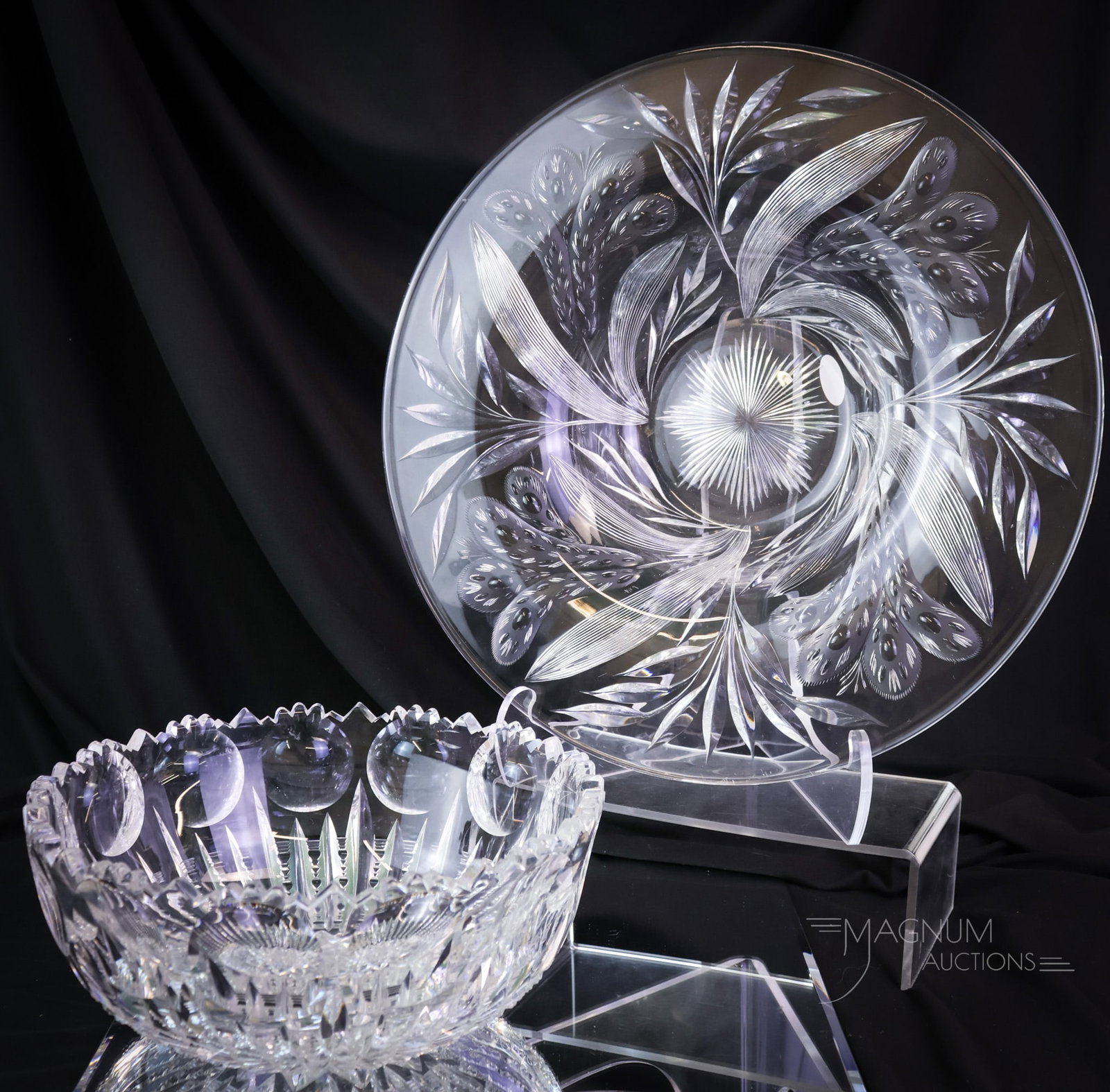 2 pc Lot Pairpoint American Brilliant Cut Glass Bowls: Two eye-catching examples of American Brilliant Period cut glass bowls for your bidding pleasure. The first is a Bishop's hat bowl with engraved tiger lily flowers. The second is a bowl in the Prism
