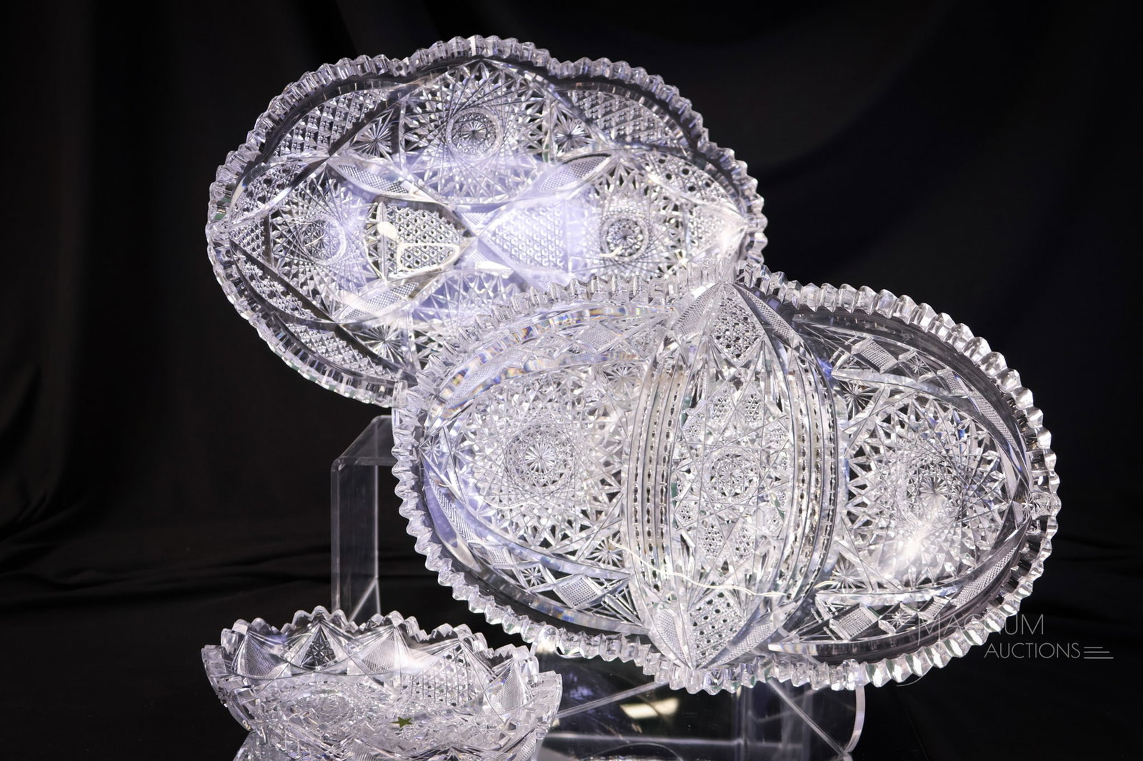 3 pc ABP American Brilliant Period Cut Glass Hoare & More: Three attractive finds in American Brilliant Period cut glass in the form of oval trays. The first and smallest is signed Hoare with a Waffle and Block cutting. The second has a Hobstar and waffle Blo