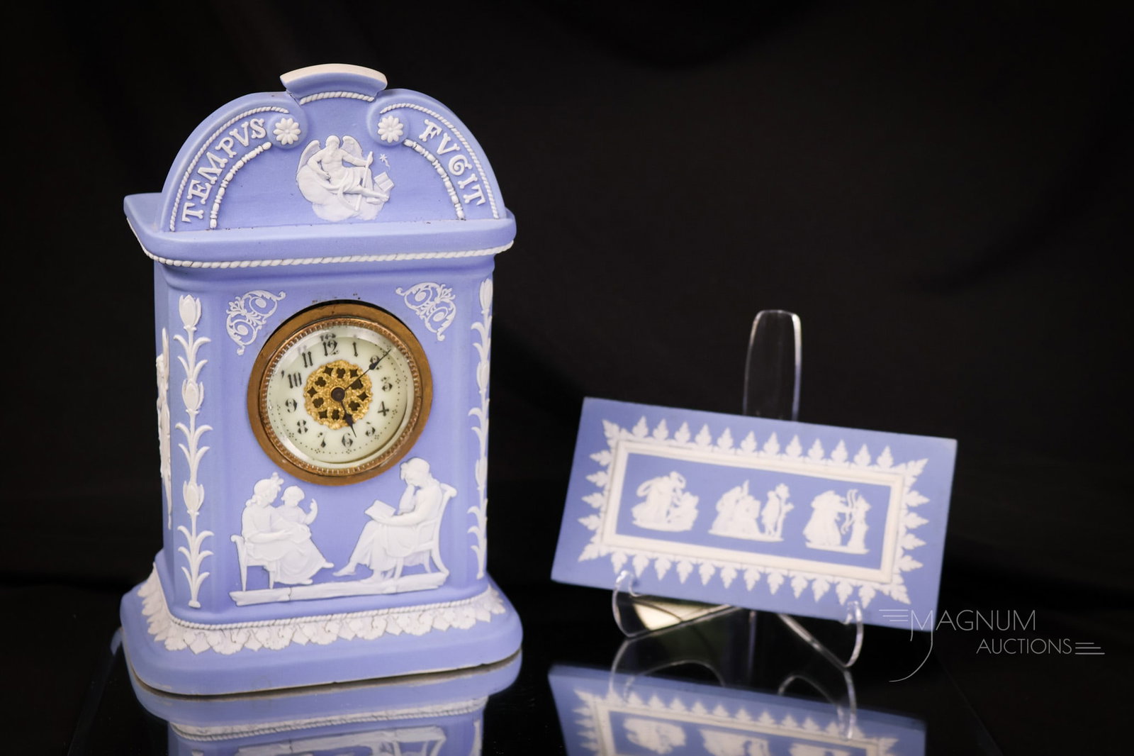 2 pc Lot Blue Jasperware Clock & Plaque Turner & Wedgwood (1 of 7)