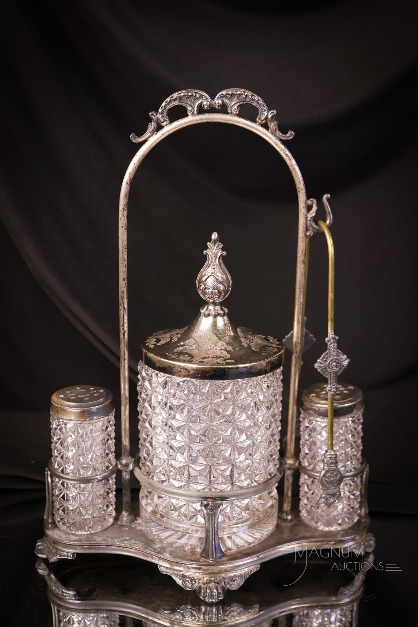 Simpson Hall Miller Victorian Silverplate Pickle Castor Shaker Condiment Set (1 of 7)