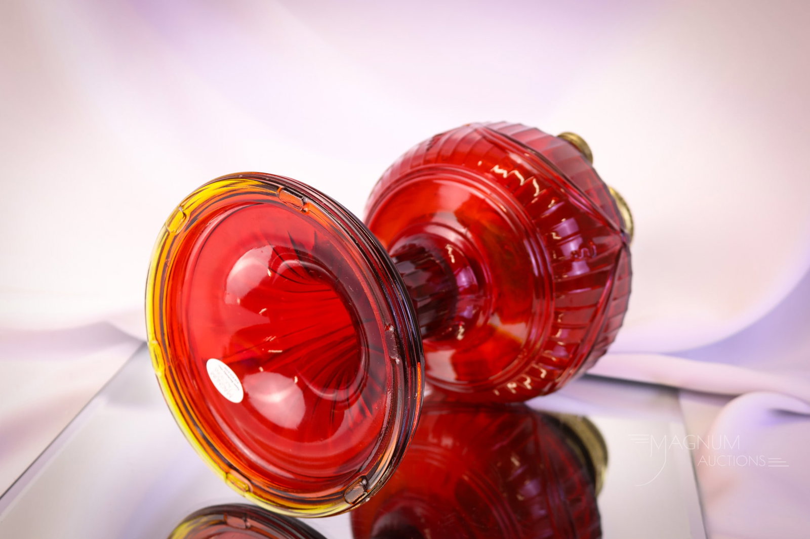 Aladdin Lincoln Drape Ruby Oil Lamp - 4