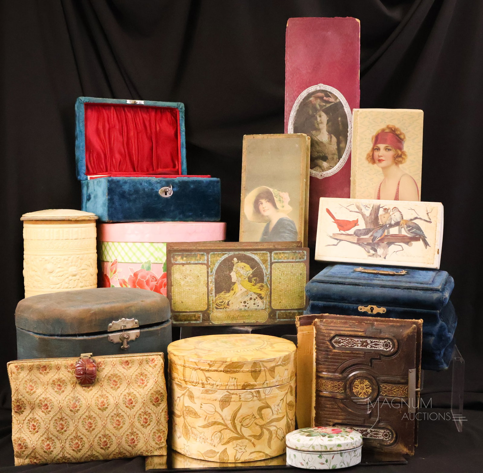 14 pc Lot Antique Victorian & More Celluloid Velvet Jewelry & More Boxes (1 of 13)