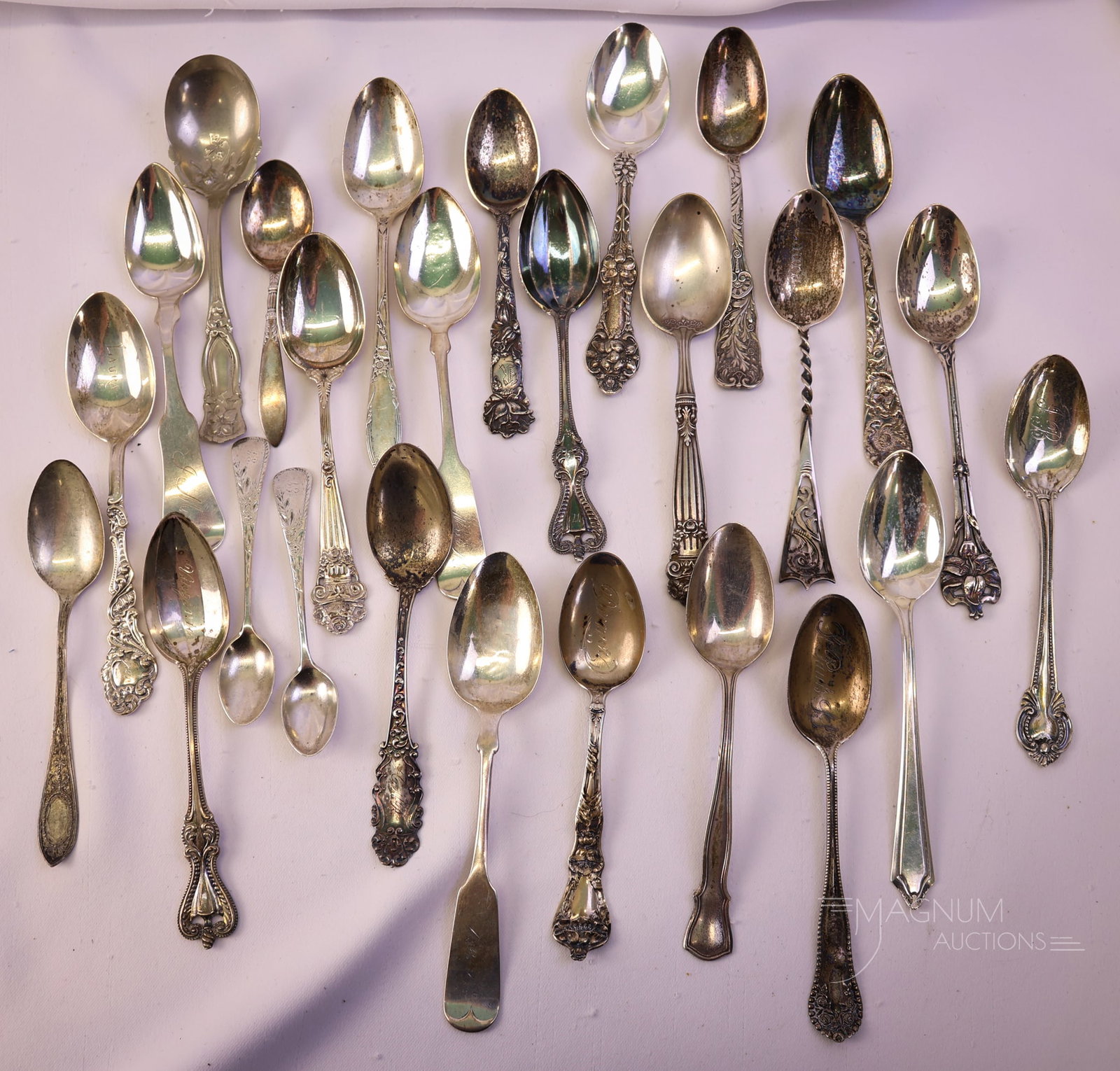 26 pc Lot Antique Sterling Silver Spoons 16.45 OZT (1 of 9)
