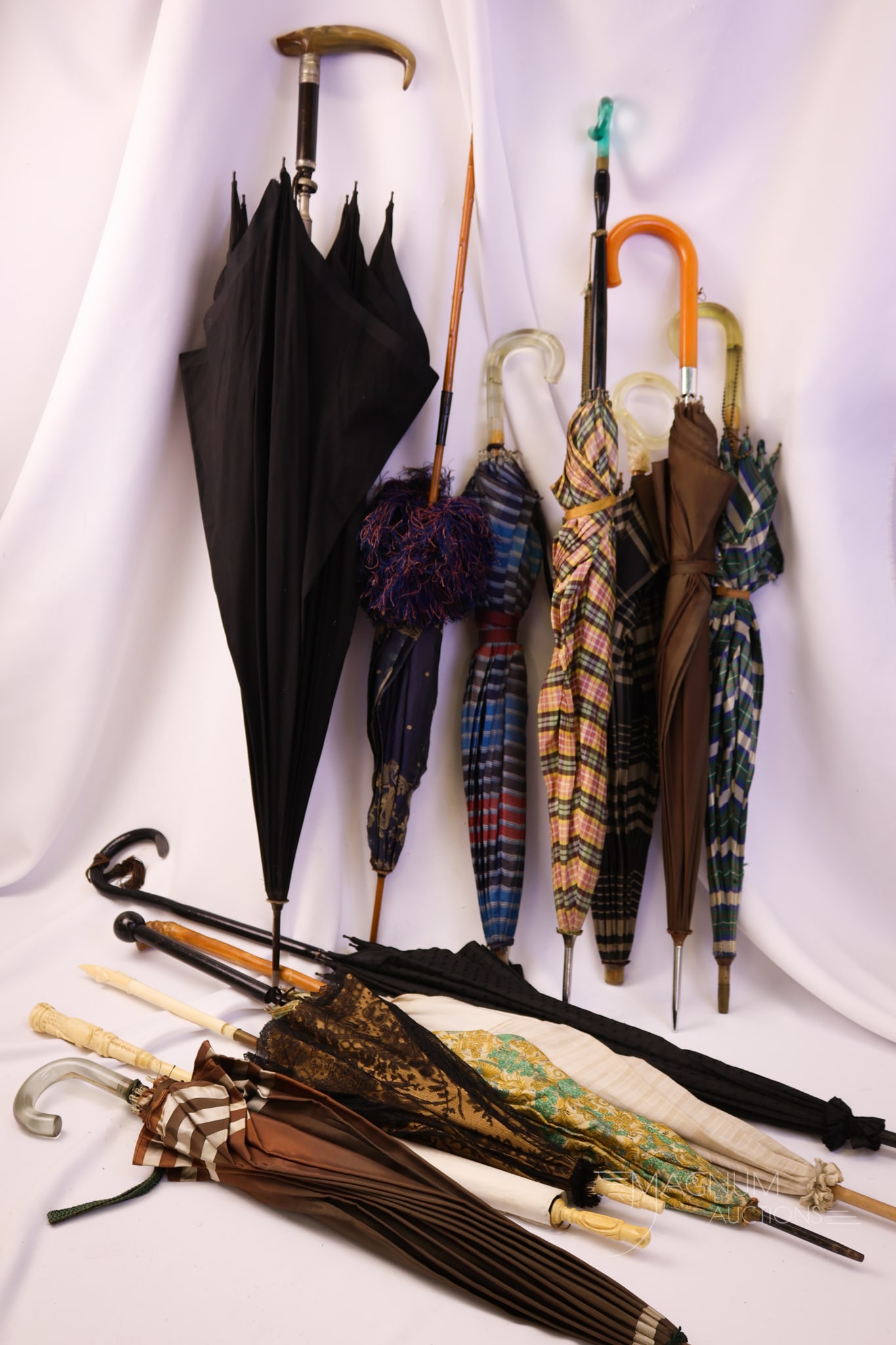 13 pc Lot Antique Umbrellas Parasols (1 of 8)