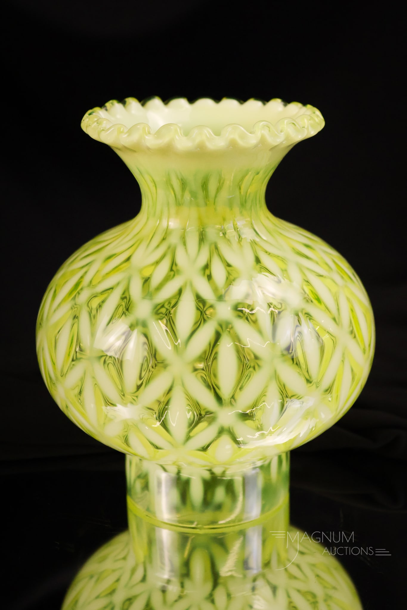 Rare Fenton Topaz Vaseline Opalescent Snowflake Lamp Shade Uranium (1 of 4)