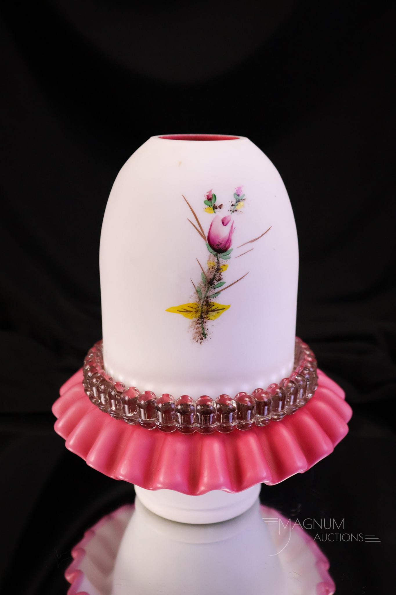 Fenton L.G. Wright Moss Rose Art Glass Fairy lamp (1 of 9)