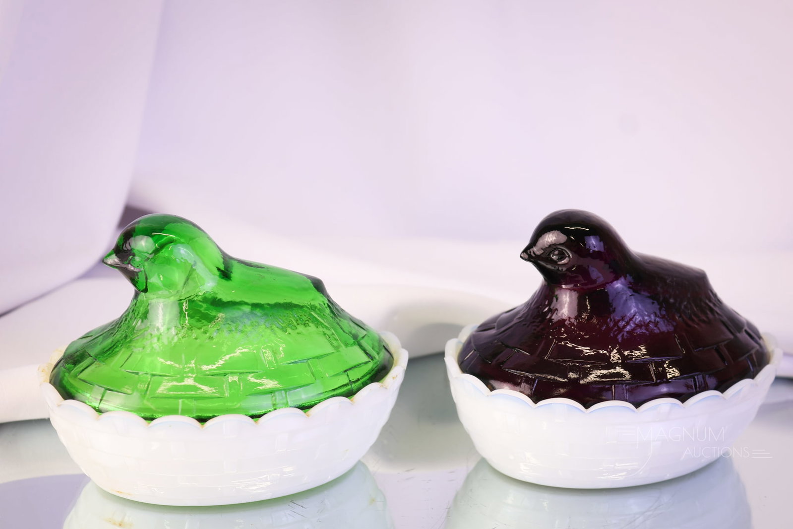 2 pc Lot Fenton Art Glass Chicks on Nests (1 of 10)