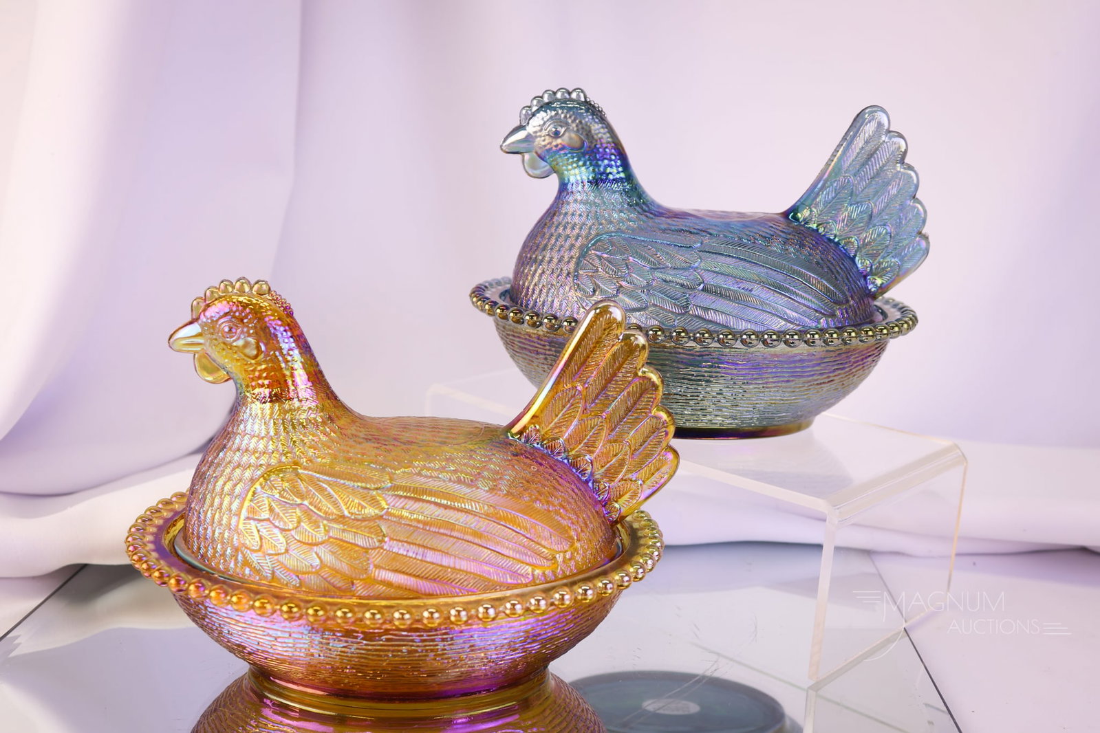 2 pc Lot Indiana Glass Carnival Hen on Nests (1 of 13)