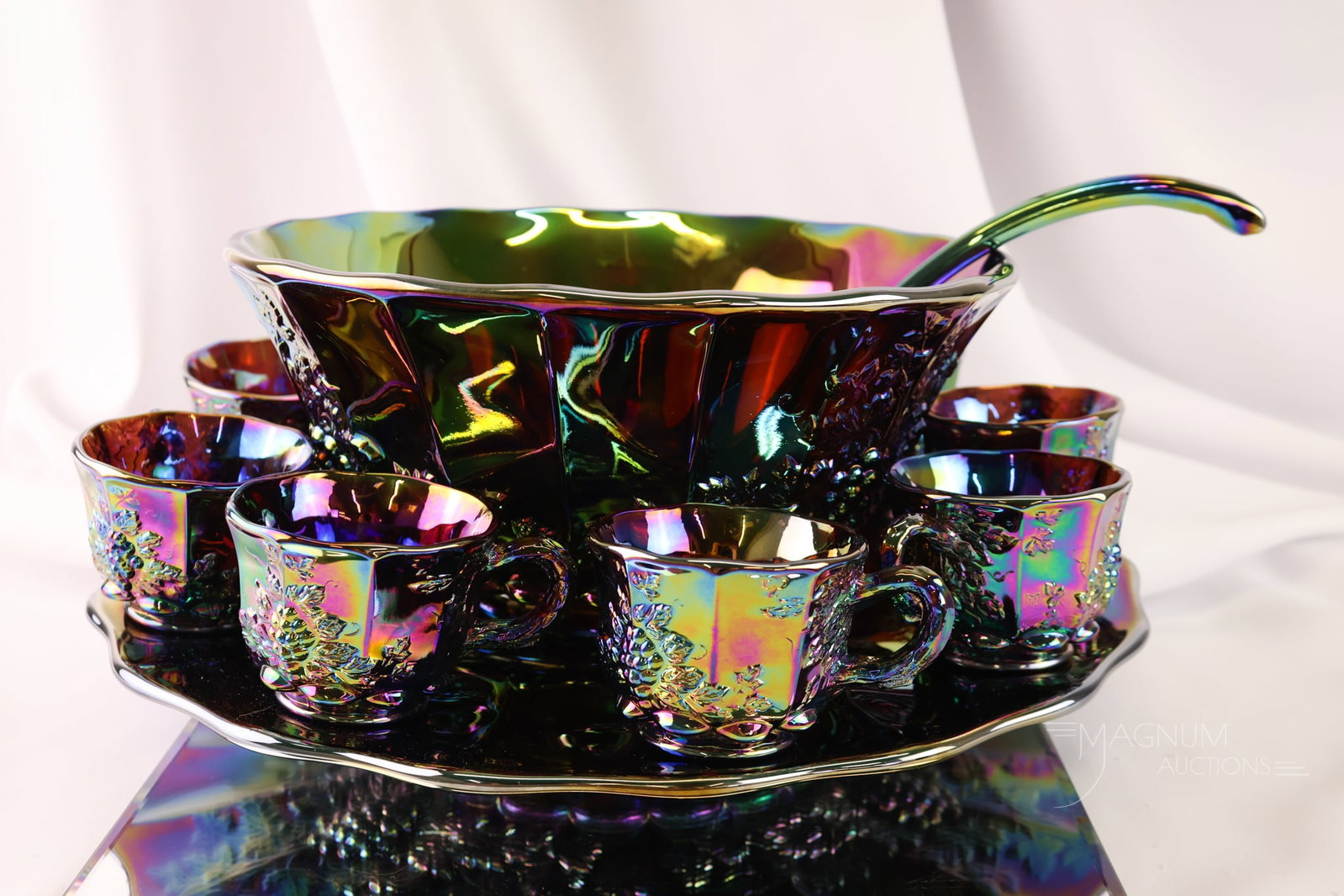 Mosser Electric Purple Carnival Panelled Grape 11 pc Punch Set (1 of 13)