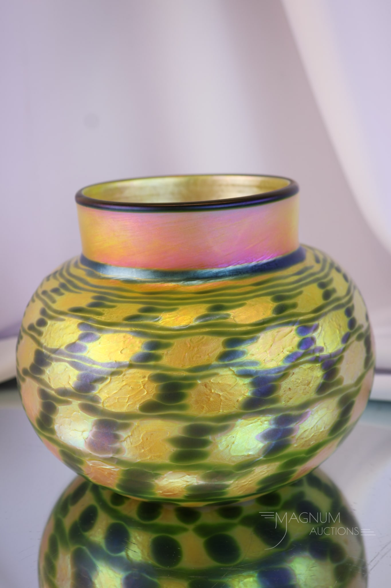 Signed Lundberg Studios 1992 "Indian Basket" Art Glass Vase (1 of 5)