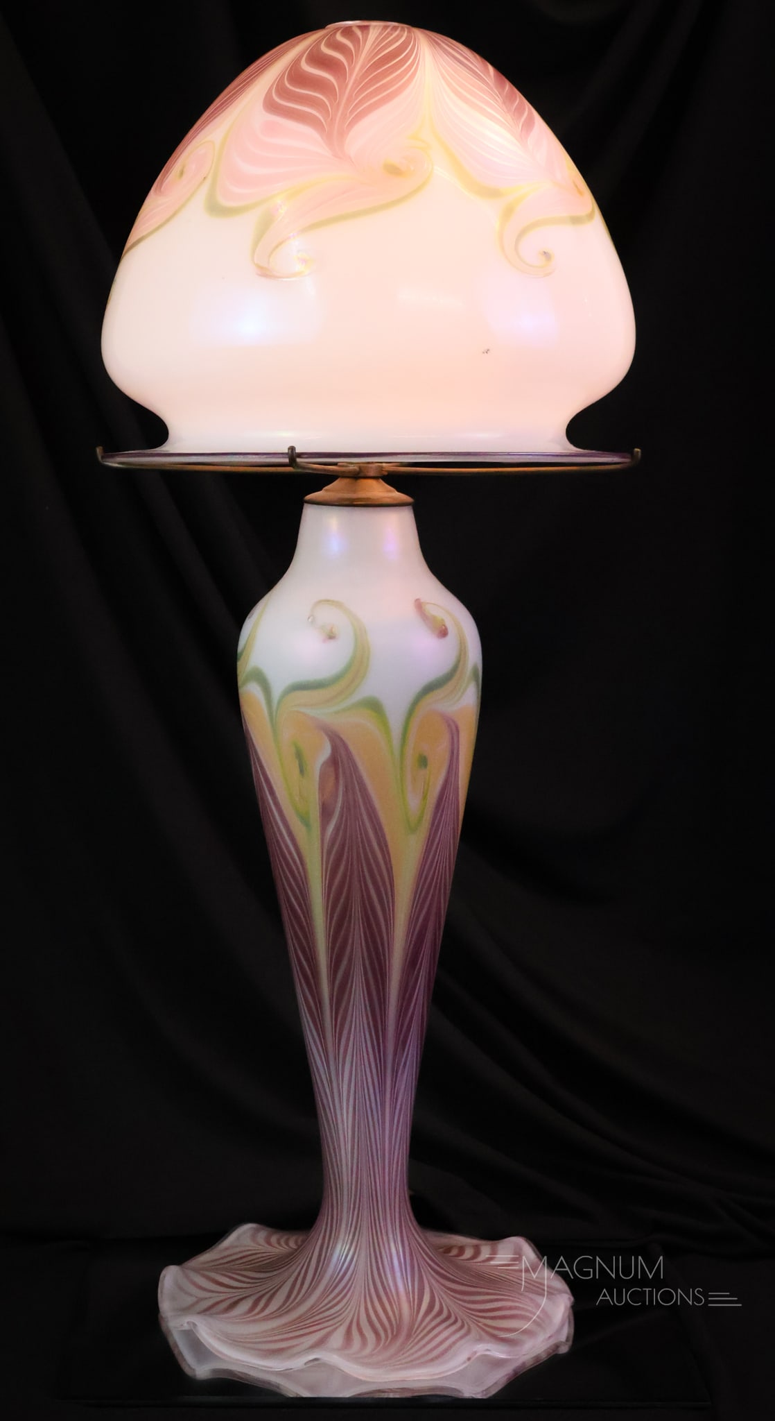 Vandermark Studio Art Glass Pulled Feather Table Lamp (1 of 15)