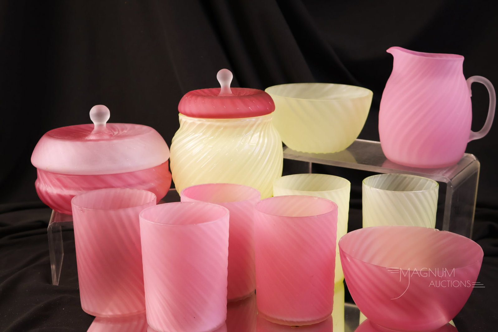 12 pc Lot Hobbs Murano Satina Swirl Victorian Glass Vaseline Uranium & Cranberry (1 of 16)