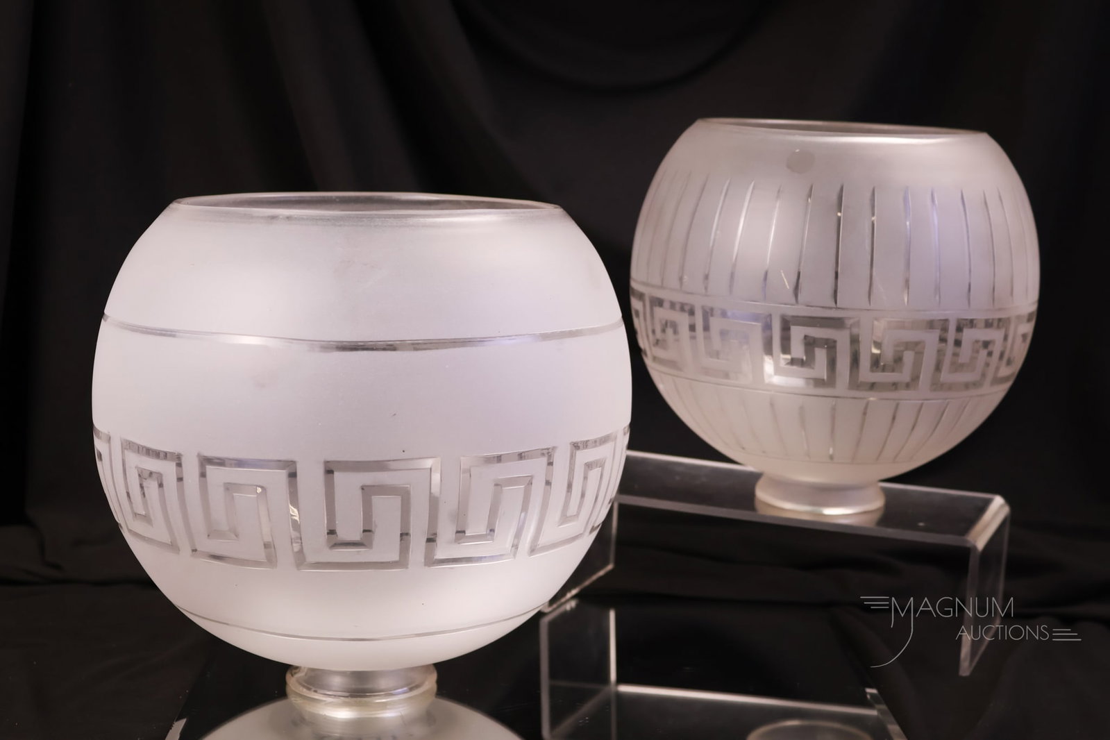 2 pc Lot Astral Glass Lamp Shades (1 of 8)