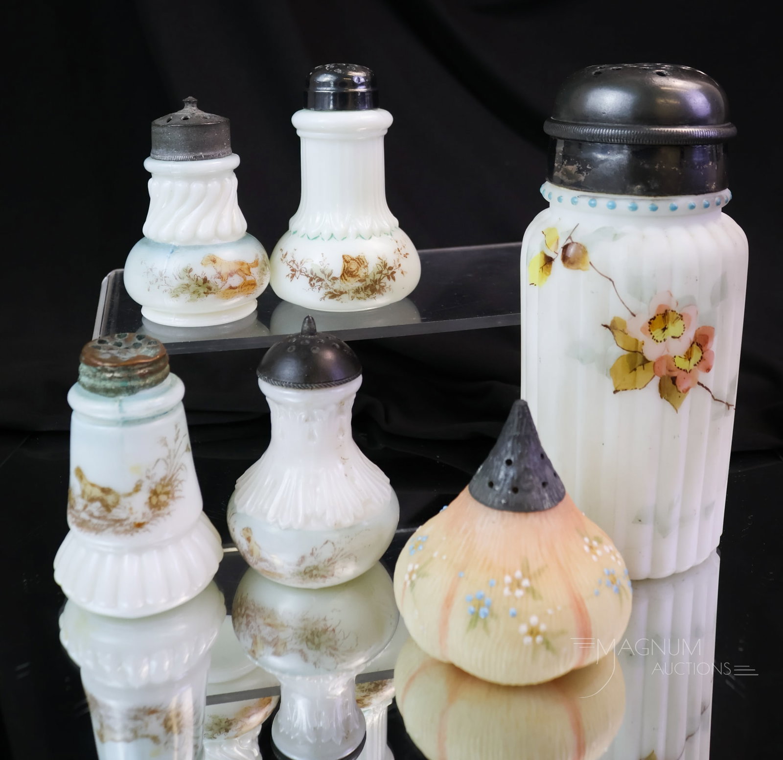 6 pc Mt. Washington & Wave Crest Victorian Glass Sugar & Salt Shakers Cats & Dogs (1 of 8)