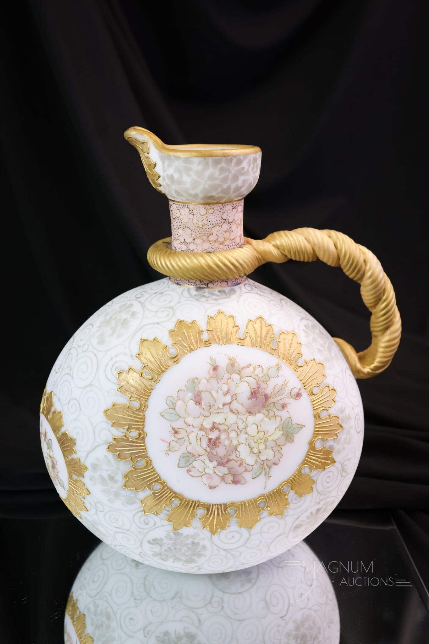 Mt. Washington Crown Mialno Rope Handle Ewer (1 of 7)