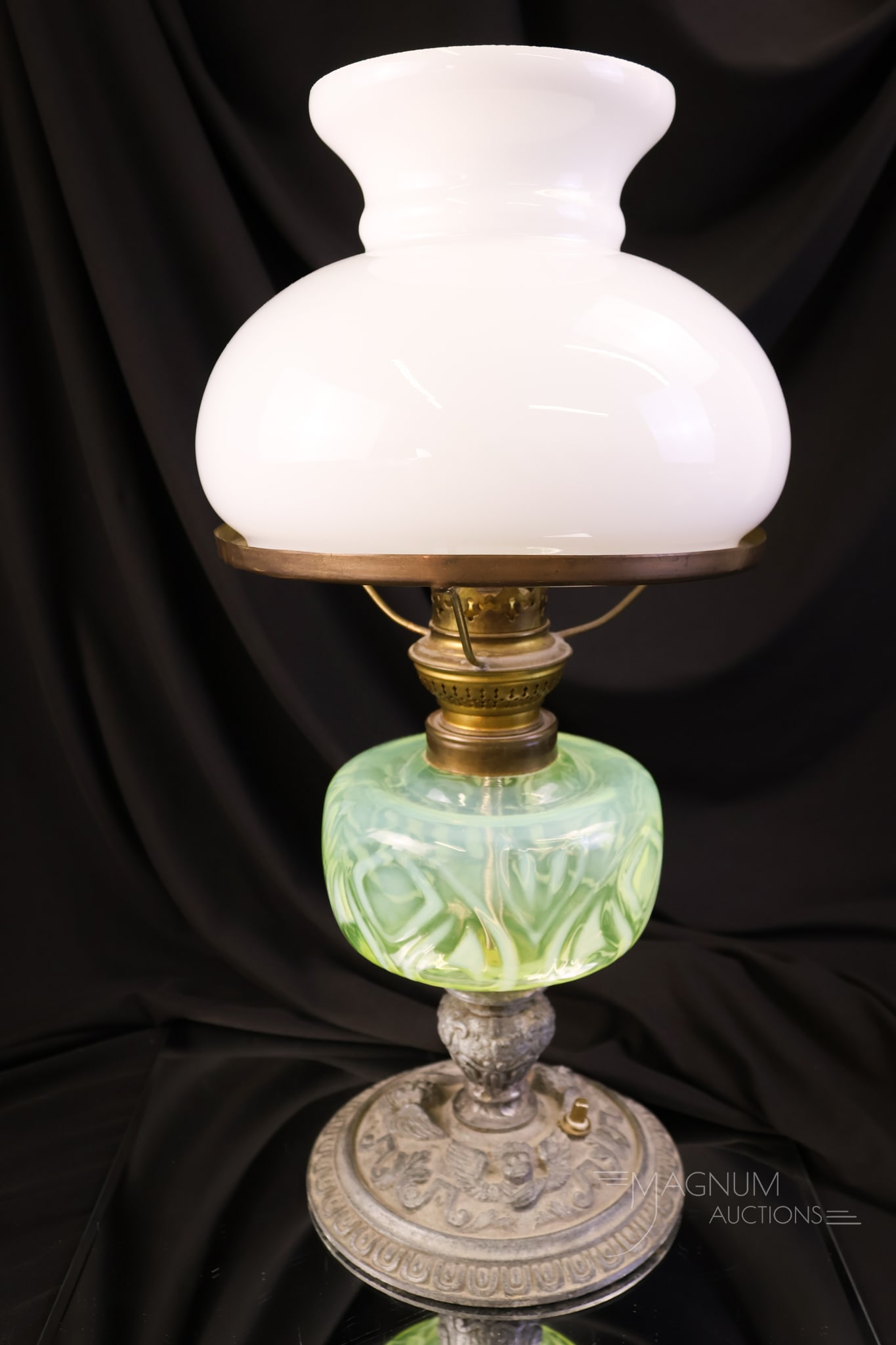 English Vaseline Opalescent Victorian Glass Oil Lamp (1 of 9)
