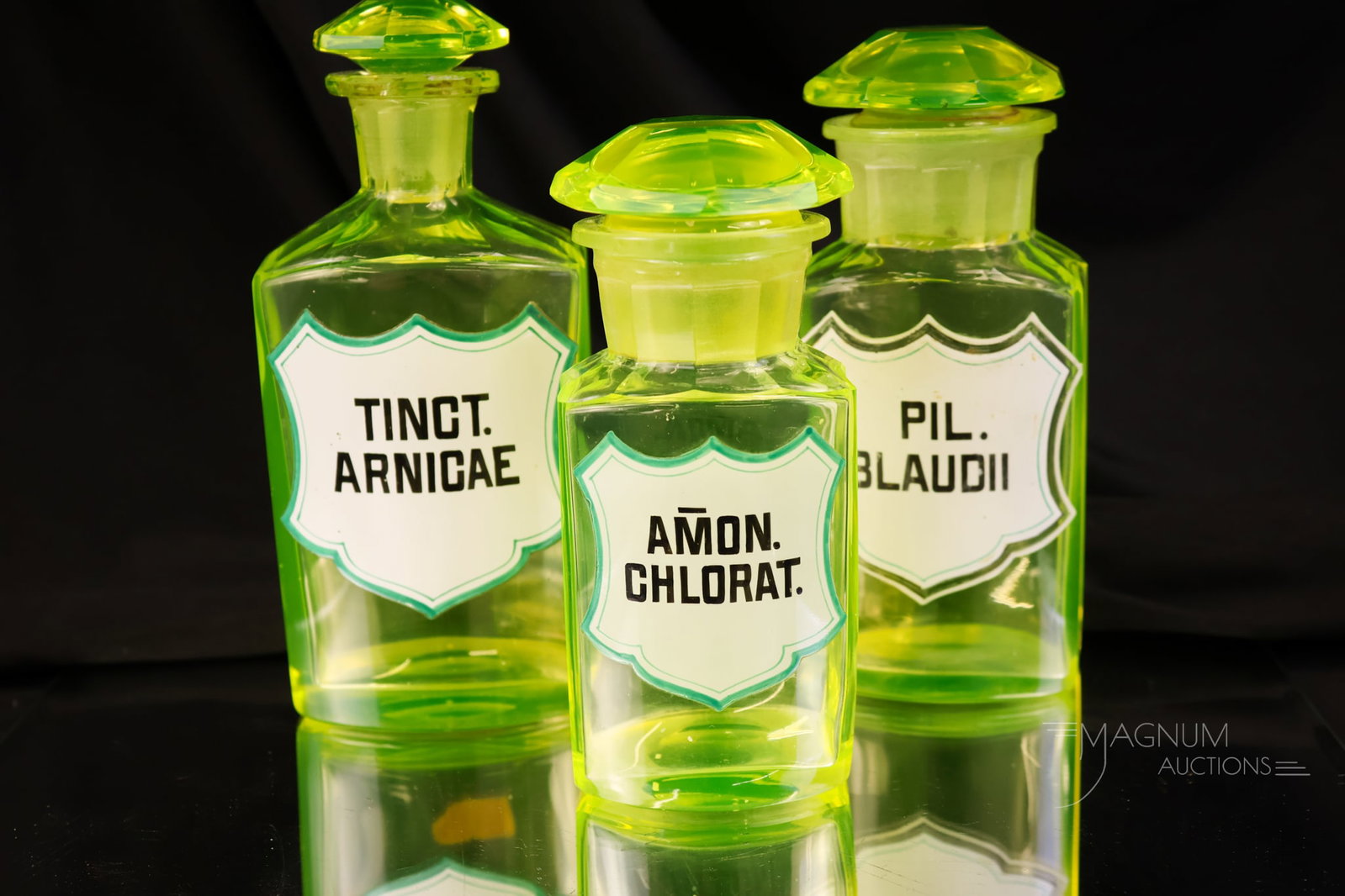 3 pc Lot Antique Vaseline Uranium Enamelled Glass Apothecary Bottles (1 of 6)