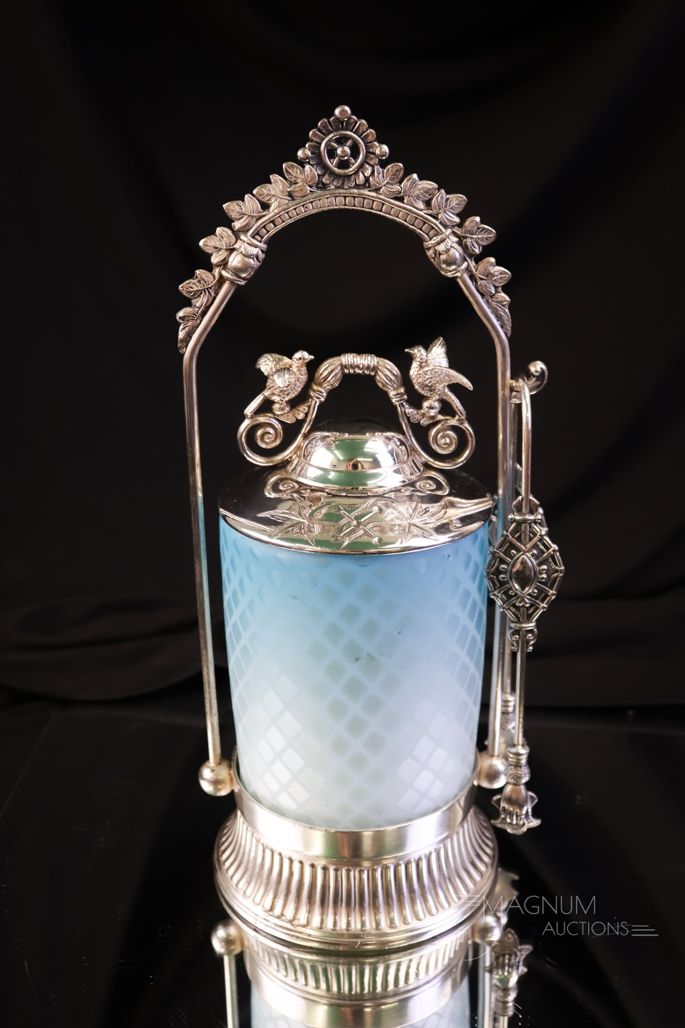 St. Louis Victorian Silverplate Mother of Pearl Satin Glass Pickle Castor (1 of 8)