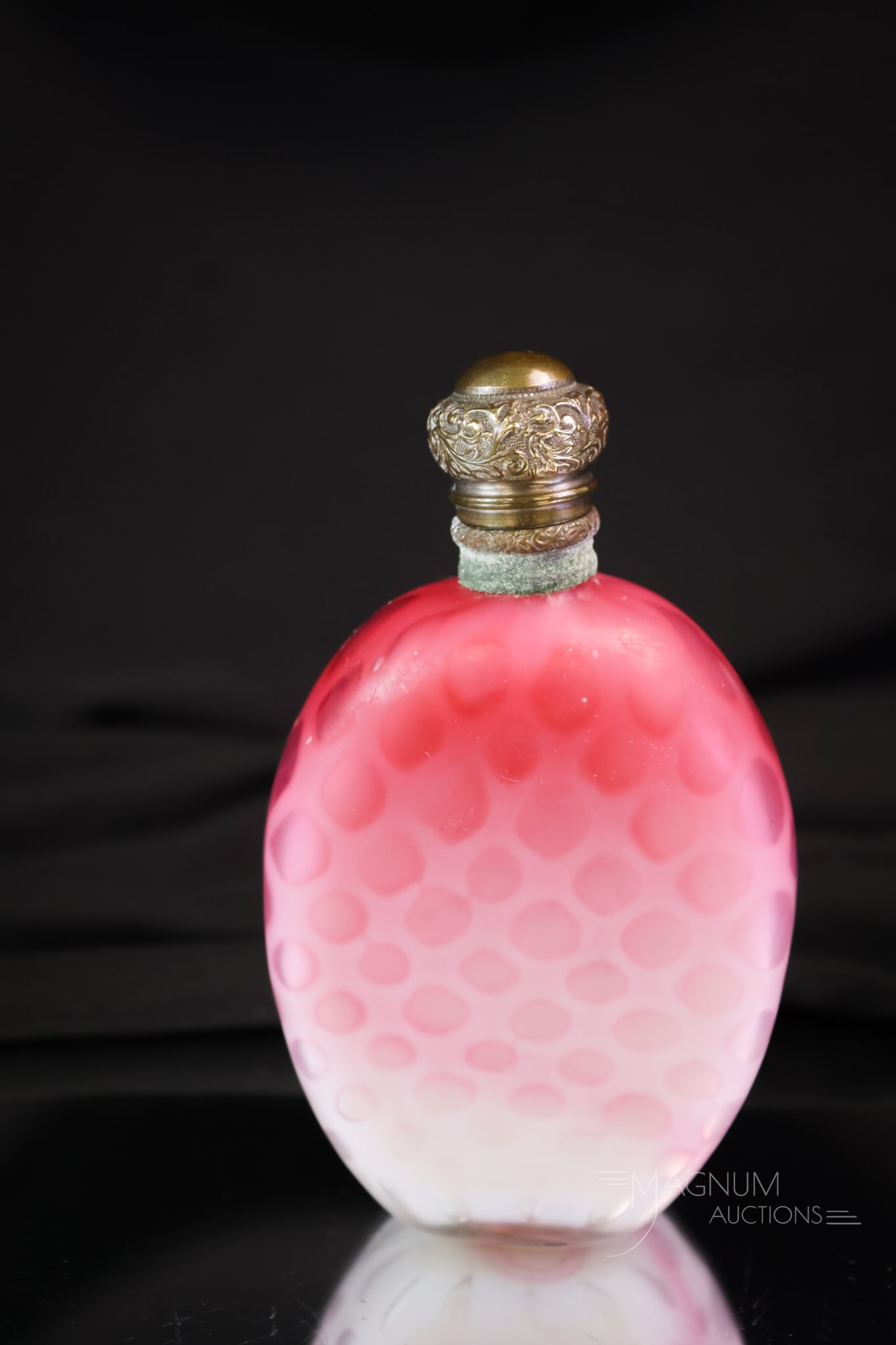 Victorian Pink Diamond Quilt Mother of Pearl Satin Glass Laydown Perfume Bottle (1 of 7)