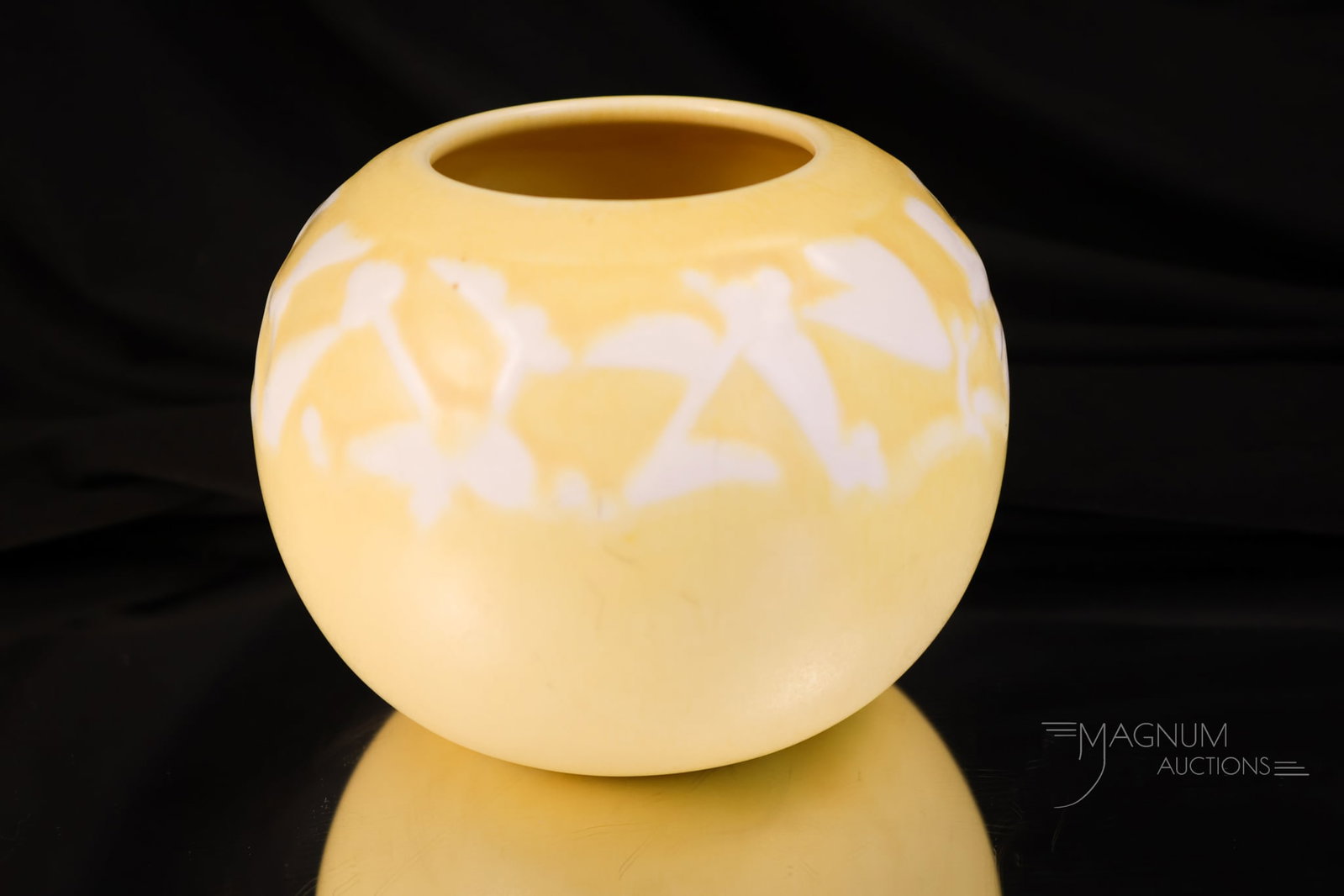 Rookwood Art Pottery Ball Vase "XXXVIII" & "5545" Cream Corn (1 of 4)