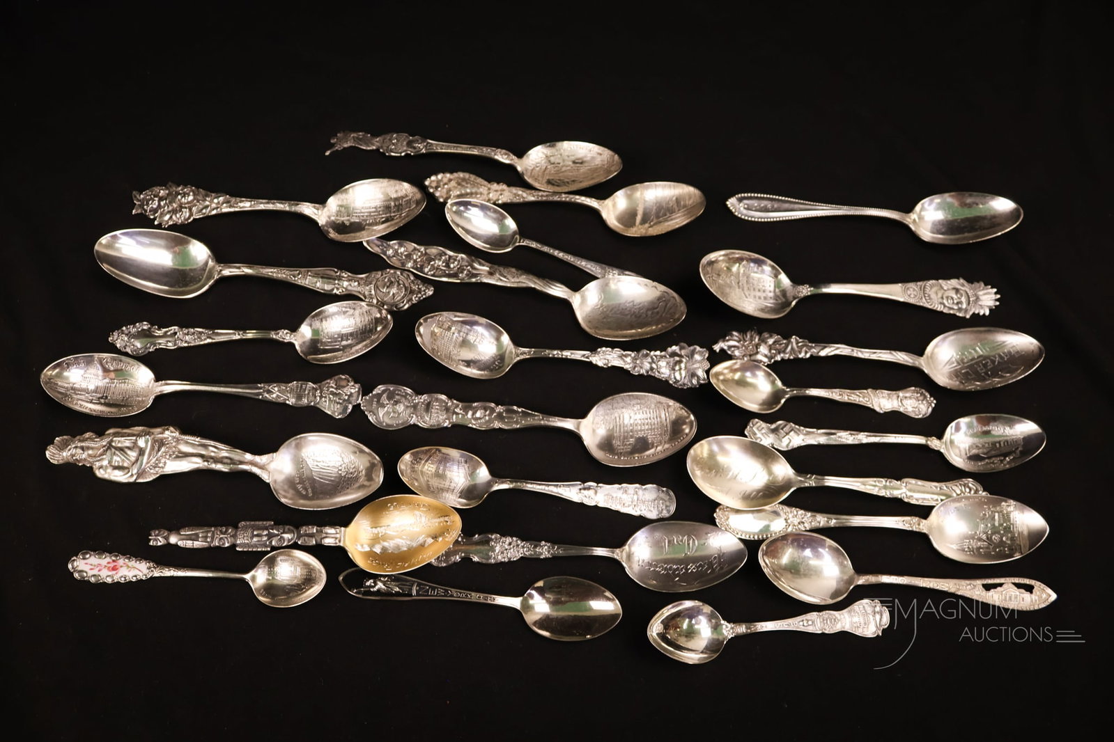 25 pc Lot Sterling Silver Antique Souvenir Spoons 14.841 OZT (1 of 7)