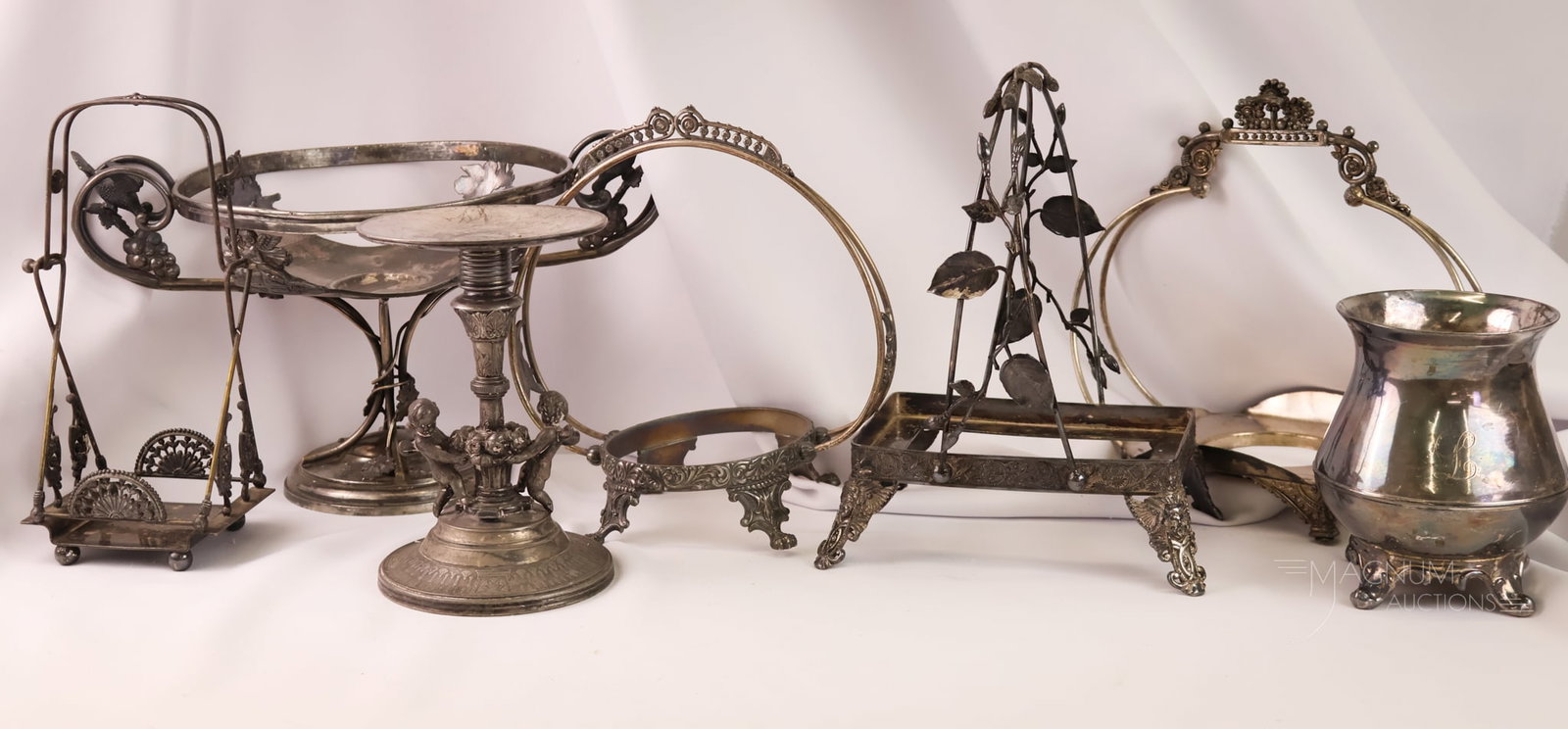 7 pc Lot Victorian Silverplate Holders & Articles (1 of 8)