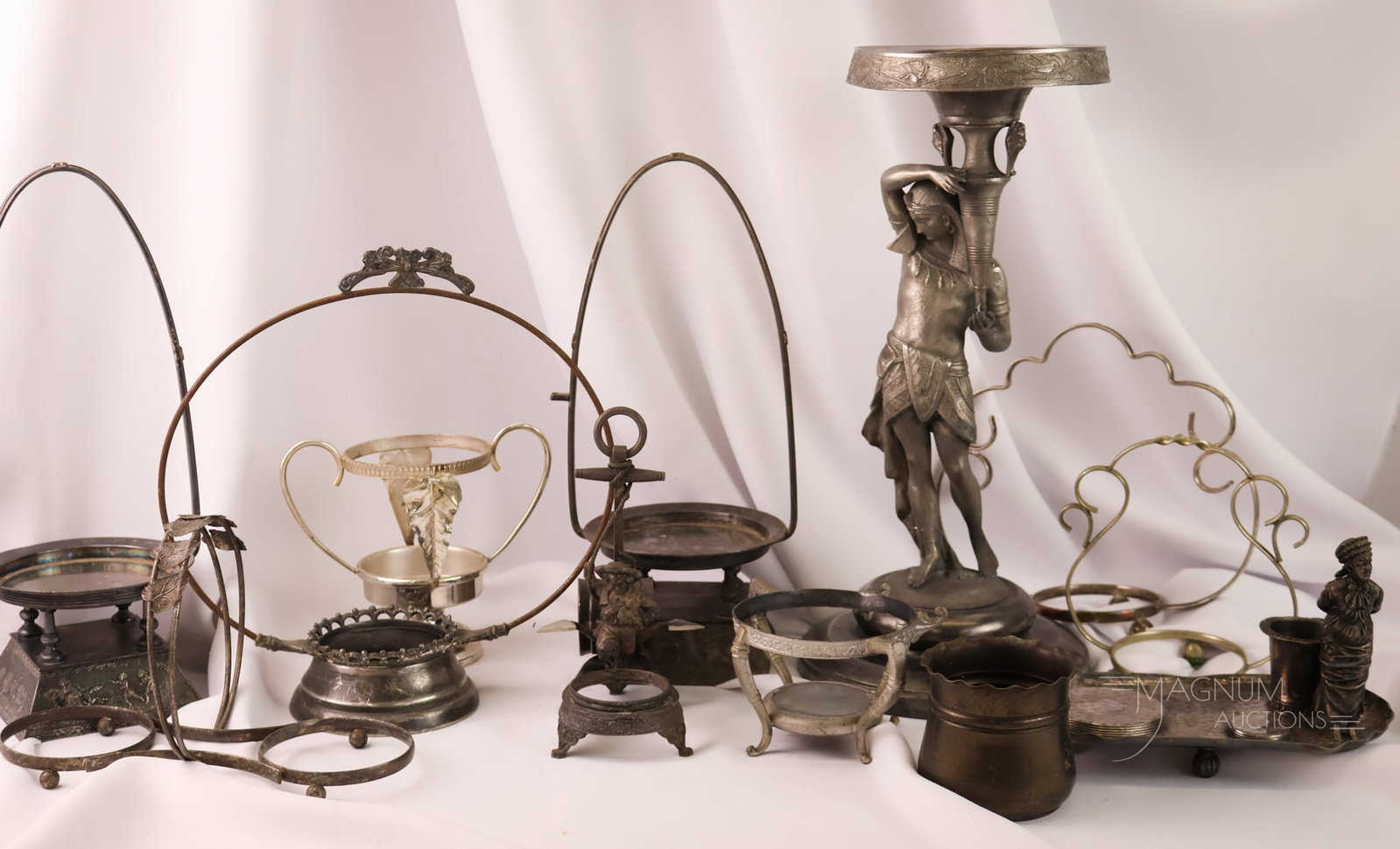 11 pc Lot Victorian Silverplate Holders & Articles (1 of 12)