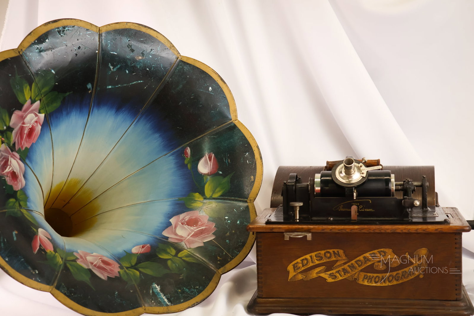 Antique Edison Standard Phonograph Model C w/ Horn (1 of 13)