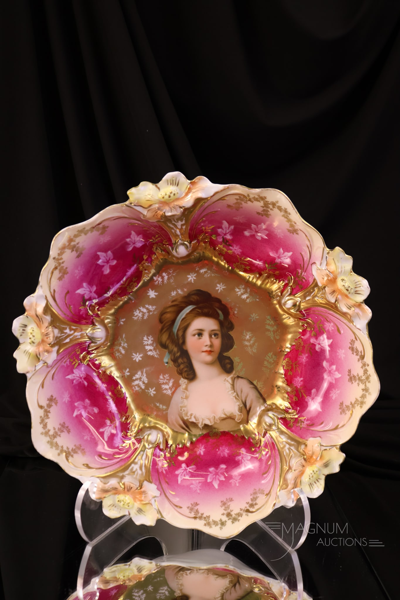 R.S. Prussia Countess Potocka Pink & Gold Bowl: A beautiful and sought-after find! This is a bowl decorated with Countess Potocka. It has colors of pink and gold. The bowl measures 3" tall and 10" in diameter.