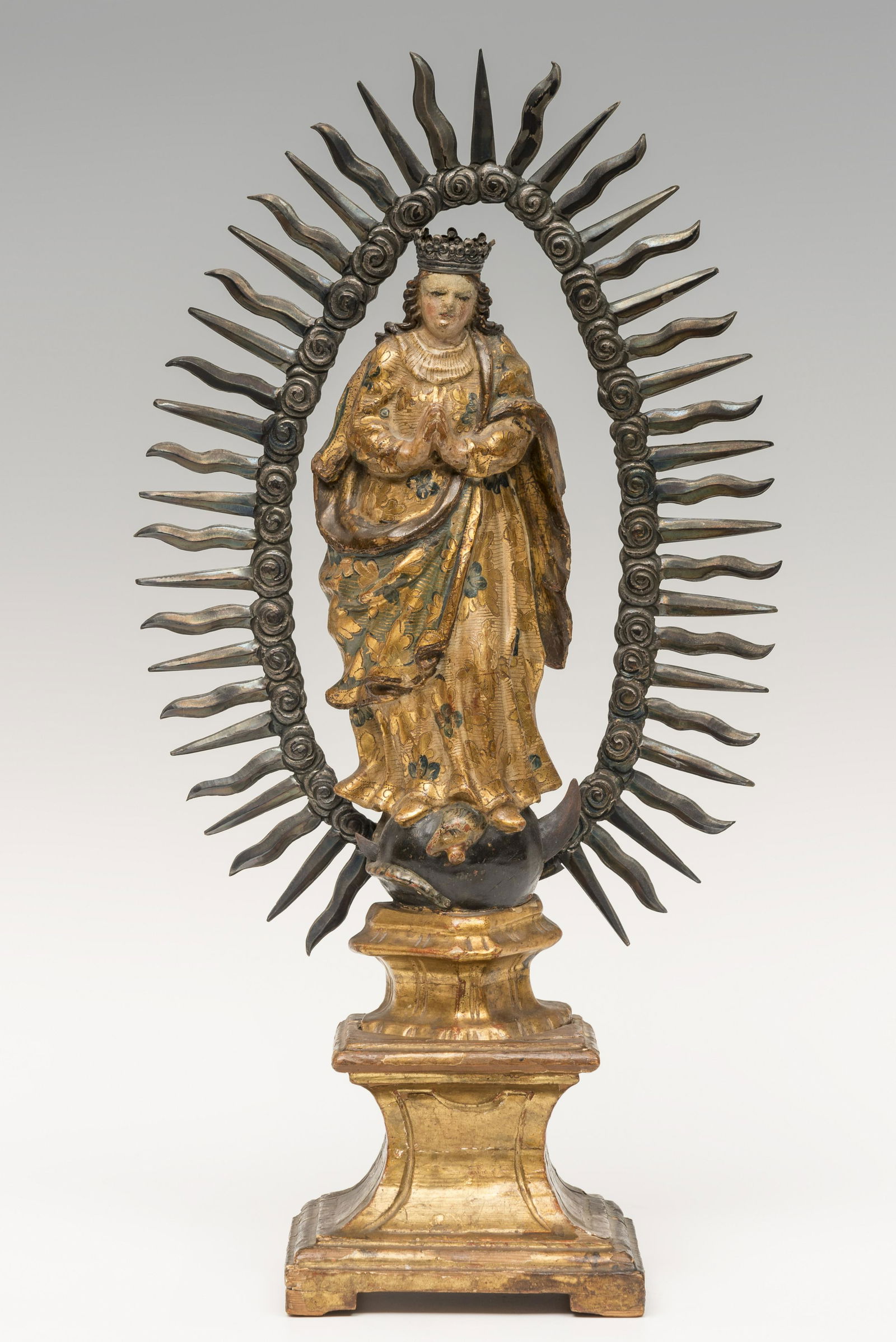 Purisima; Andalusian school; century XVIII.  Carved (1 of 7)