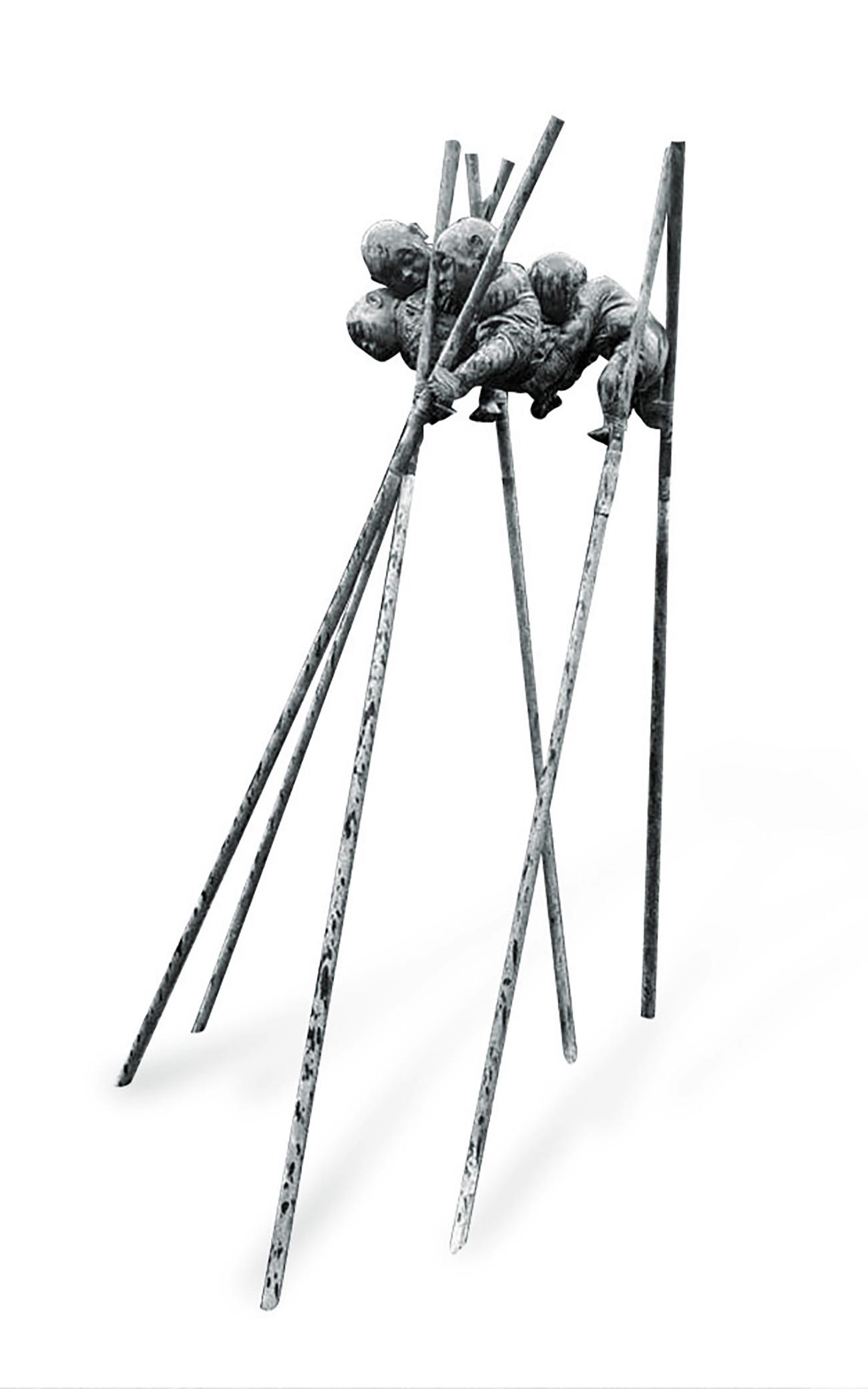 LUIS VIDAL (Barcelona, 1970). "Weepers and stilt: LUIS VIDAL (Barcelona, 1970)."Weepers and stilt walkers", 2003.Bronze sculpture. Exemplary 2/3.Work cataloged in the Cyprus Gallery Catalog.Certificate of authenticity attached.Measures: 225 x 140 x 1