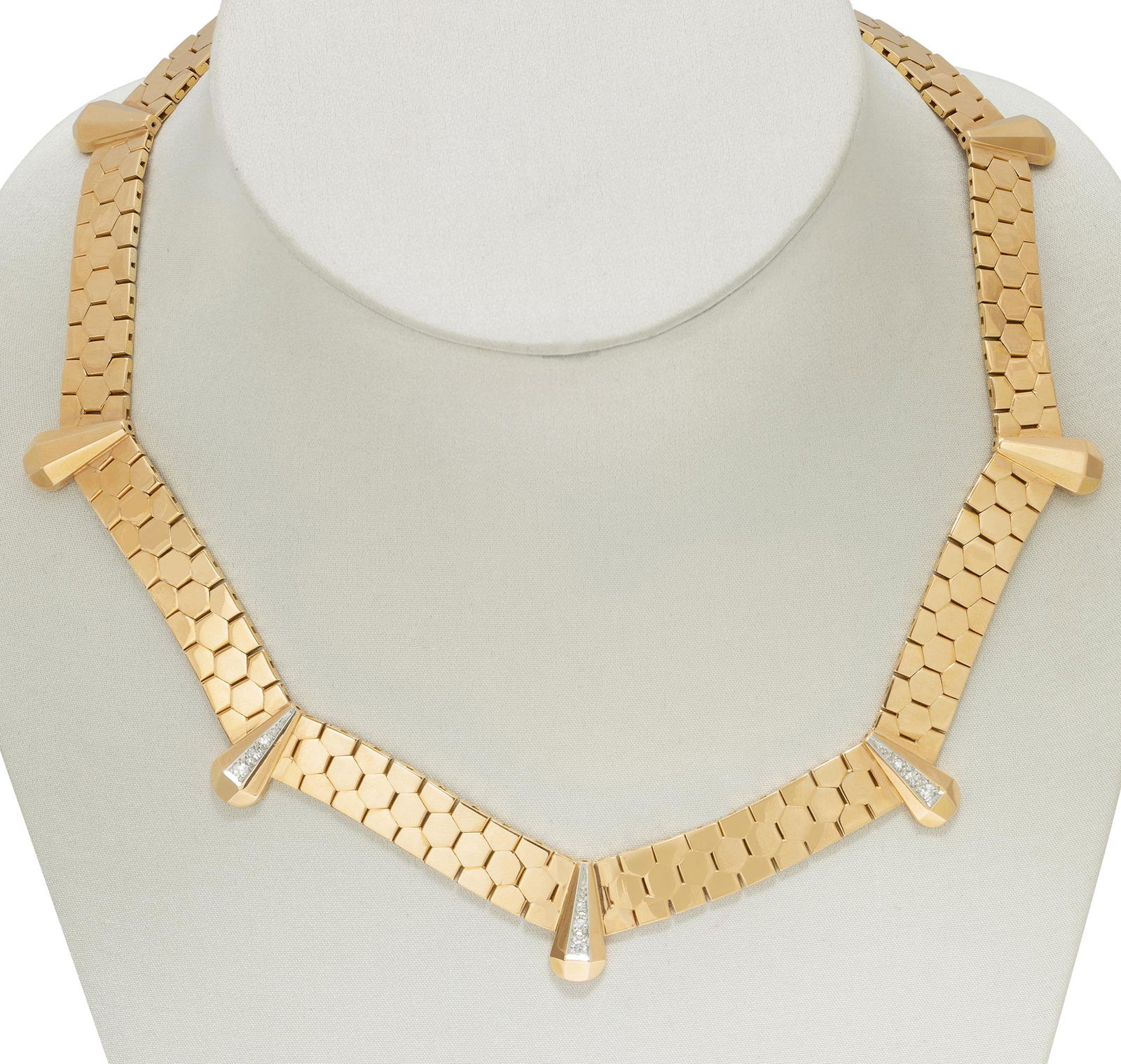 Chevalier necklace in 18k yellow gold, 1940s. (1 of 3)