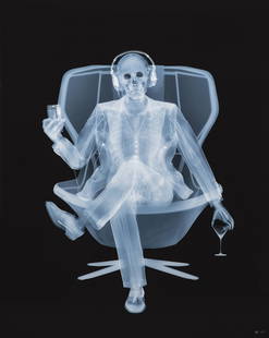 NICK VEASEY (London, 1962). "Easy Listener," 2018.: NICK VEASEY (London, 1962)."Easy Listener," 2018.C-tipe print, copy 1/9.Signed and numbered in the lower right corner.Certified on verso.Measurements: 150 x 119 cm; 152 x 121 cm(frame).Artist and phot