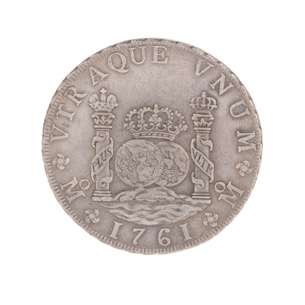 8 reales coin of Carlos III, mint of Mexico, 1761. Sterling silver. (1 of 2)