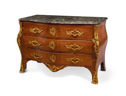 JEAN BAPTISTE FROMAGEAU (France, 1743-1793). Louis XV commode, third quarter of the eighteenth: JEAN BAPTISTE FROMAGEAU (France, 1743-1793). Louis XV commode, third quarter of the 18th century. Rosewood and marquetry of bois de violette. Bronze handles and ornaments. Grey Sainte Anne marble