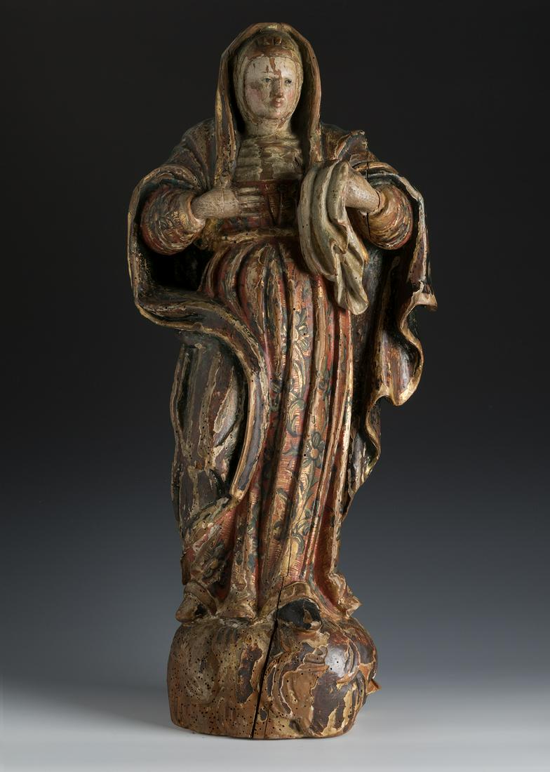 Spanish school, 17th century. "Saint Veronica". In carved, gilded and polychrome wood. Lacks in the (1 of 6)