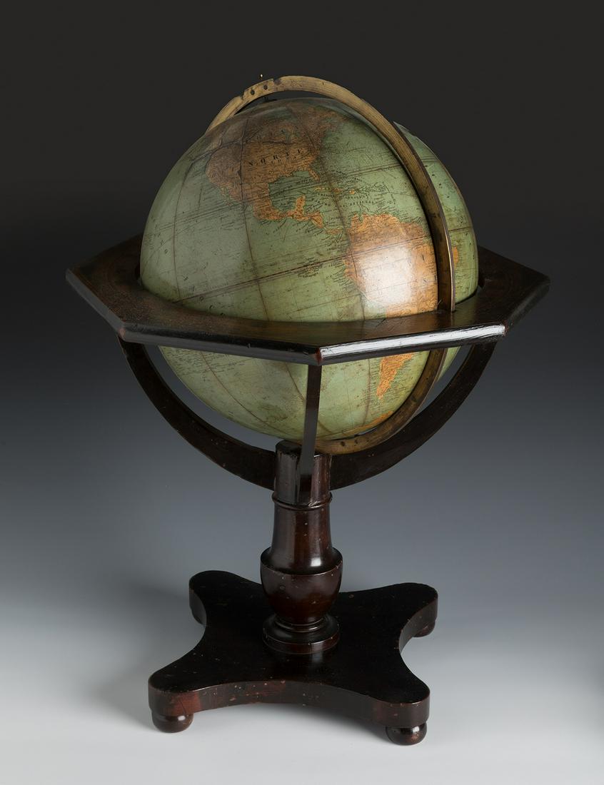 Abel Klinger Globe of the XIX century.  Wood, paper and metal. Presents old xylophages on the base. (1 of 4)